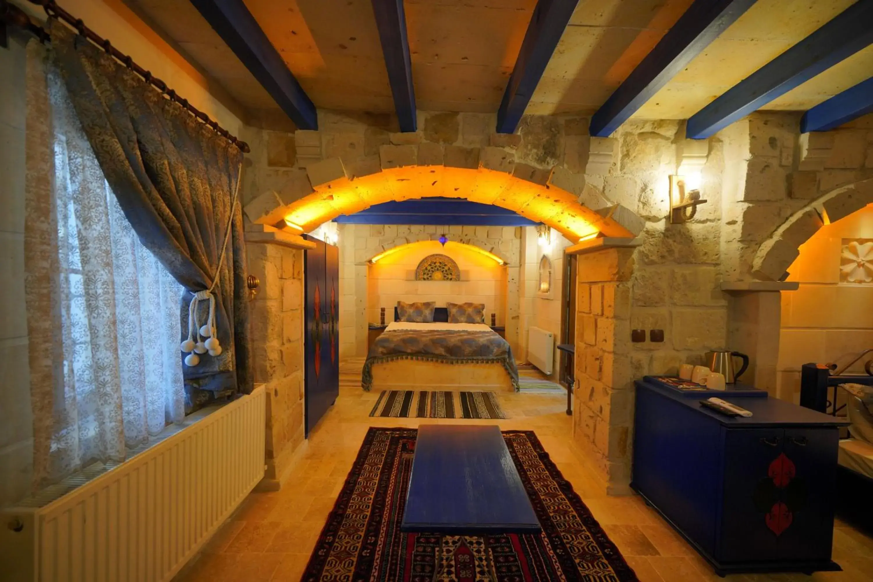 Photo of the whole room, Bed in Alaturca House Photo of the whole room, Bed in Alaturca House