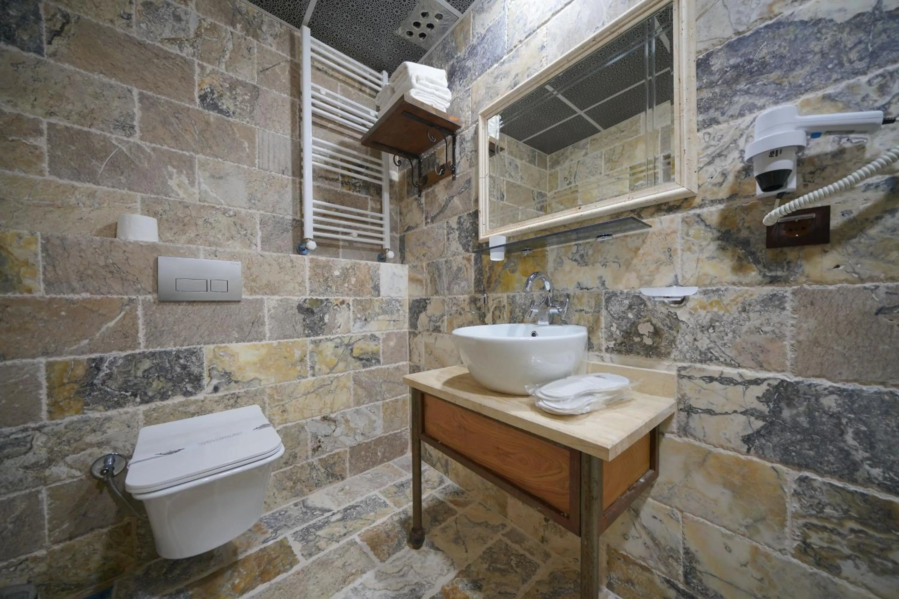 Bathroom in Alaturca House