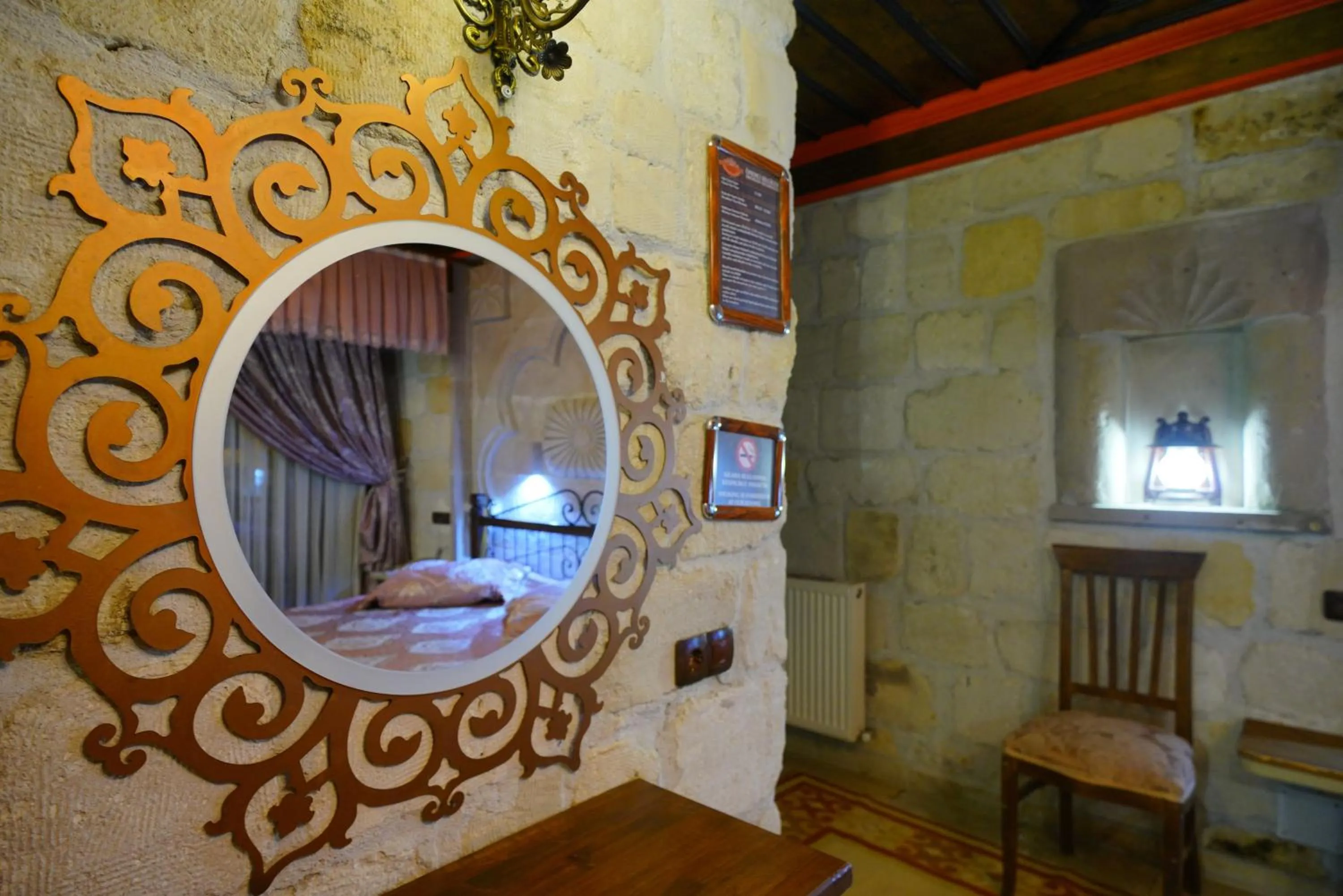 Photo of the whole room in Alaturca House