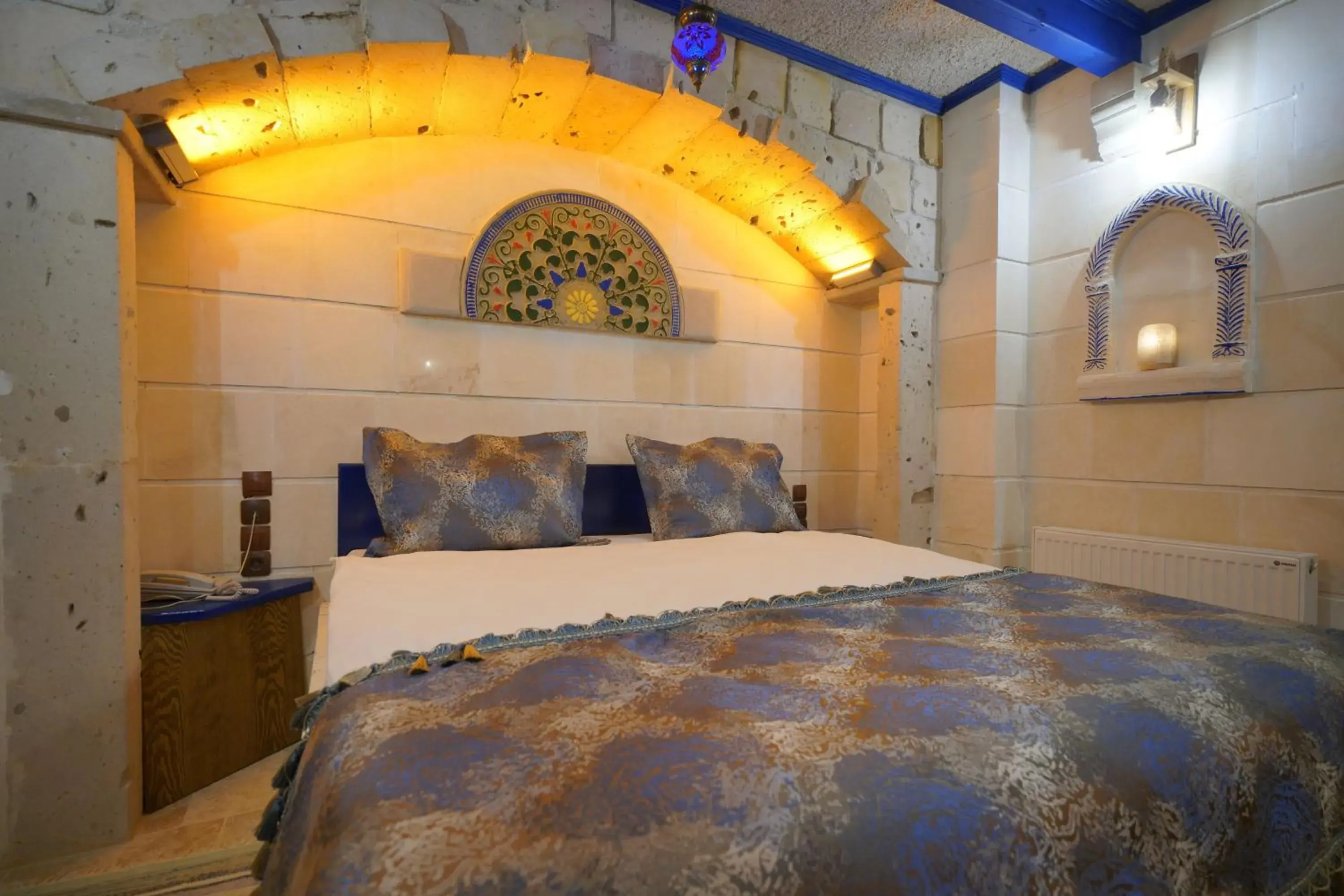 Photo of the whole room, Bed in Alaturca House Photo of the whole room, Bed in Alaturca House