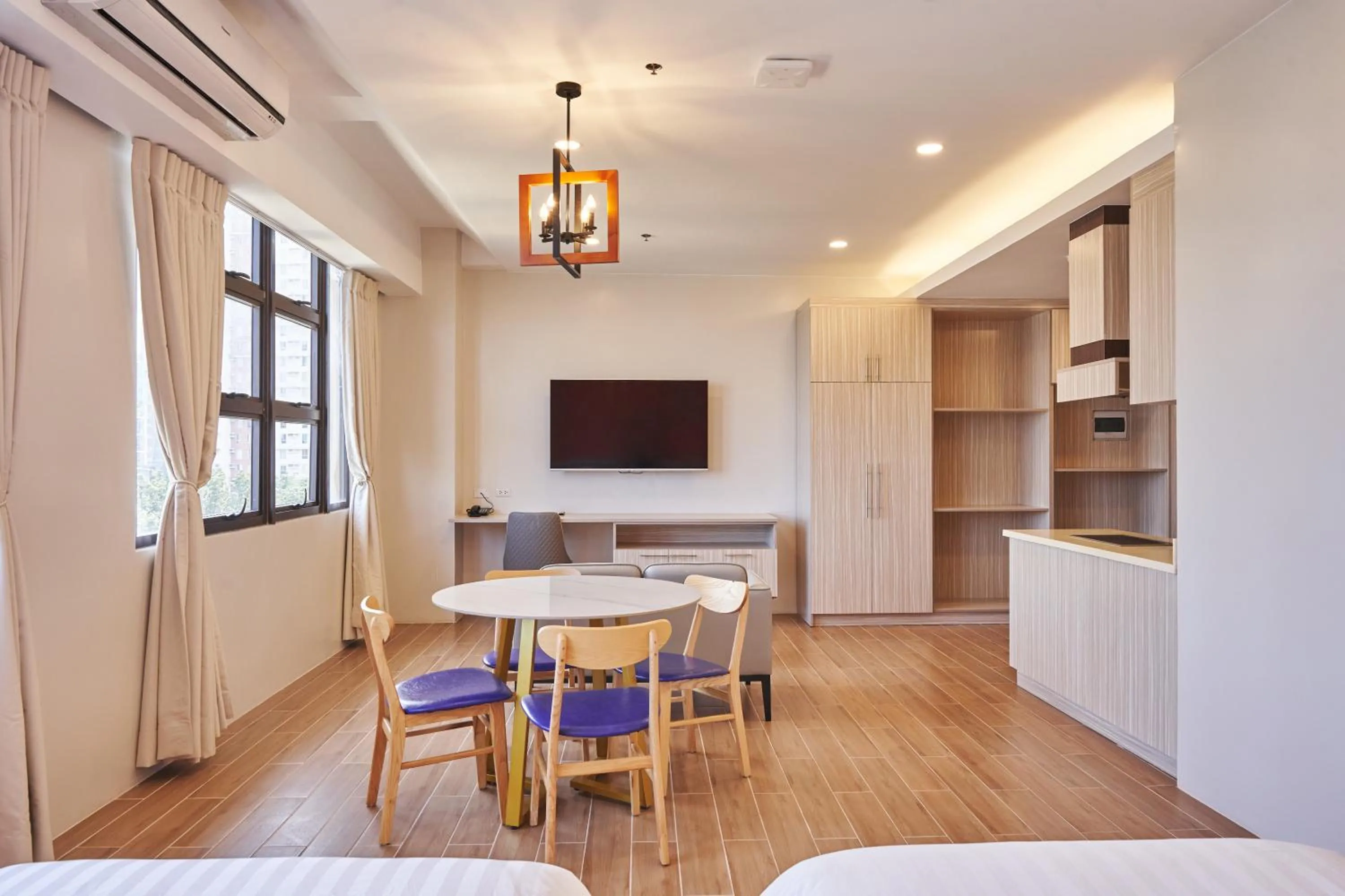 TV and multimedia in Treewoods Residences
