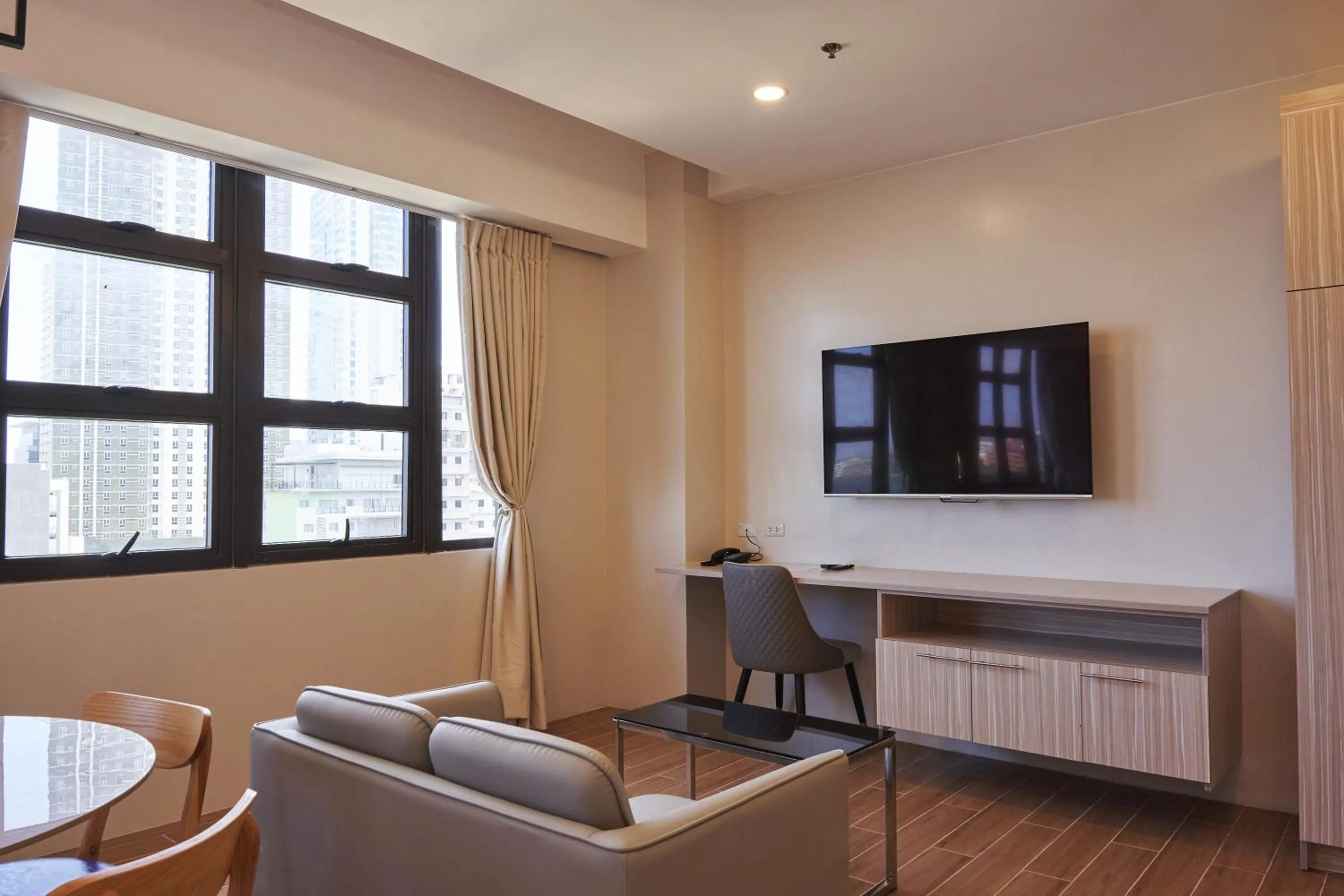 TV and multimedia in Treewoods Residences
