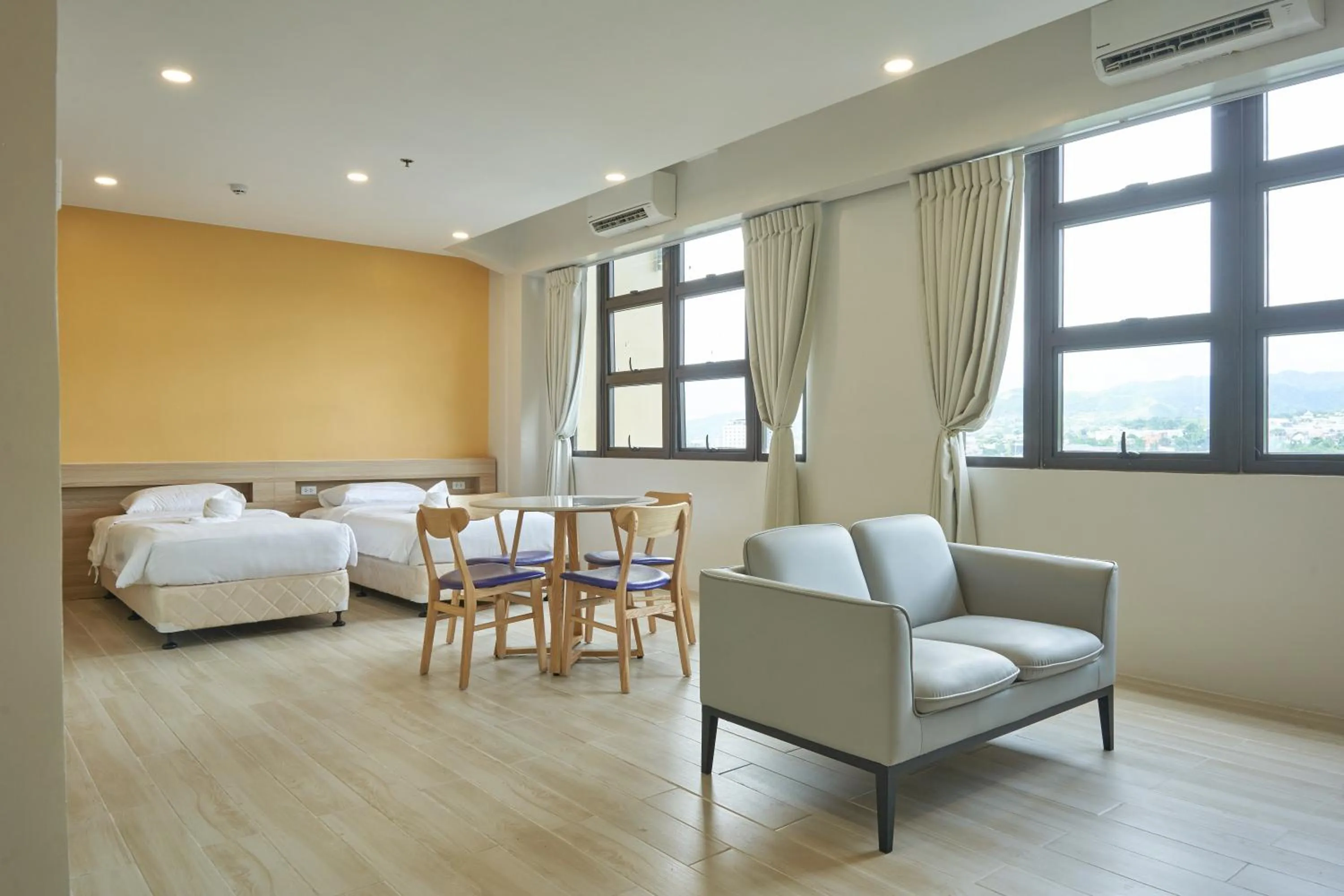 Bedroom, Bed in Treewoods Residences