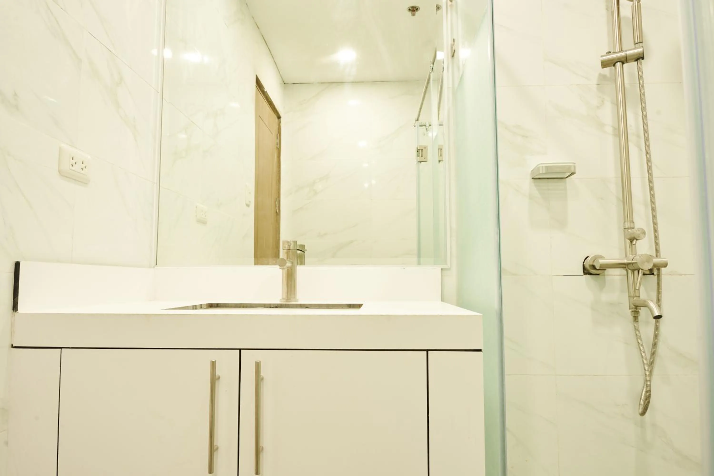 Shower in Treewoods Residences