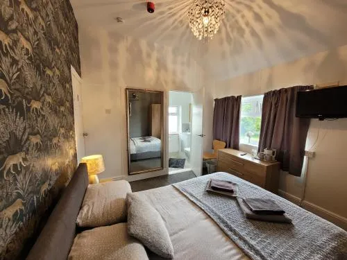 Room@87