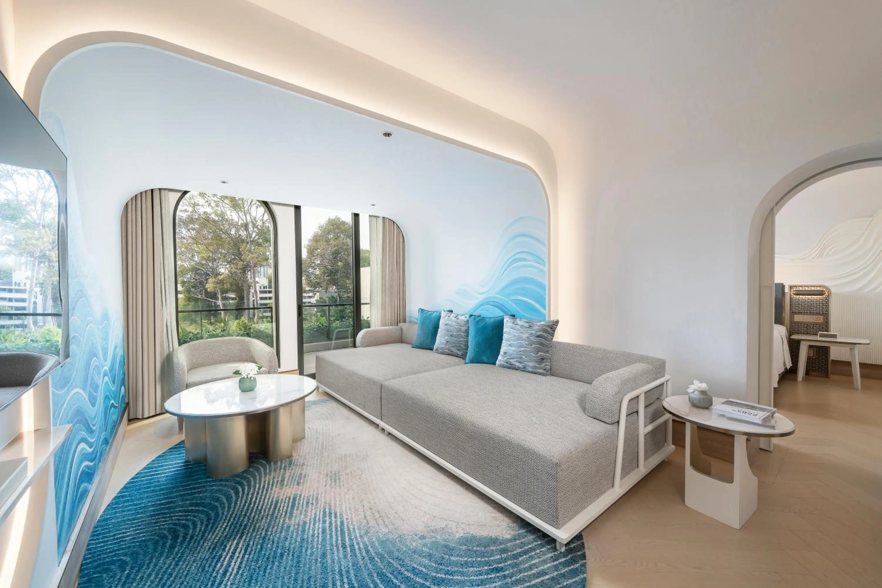 Living room, Bed in Meliá Pattaya Hotel