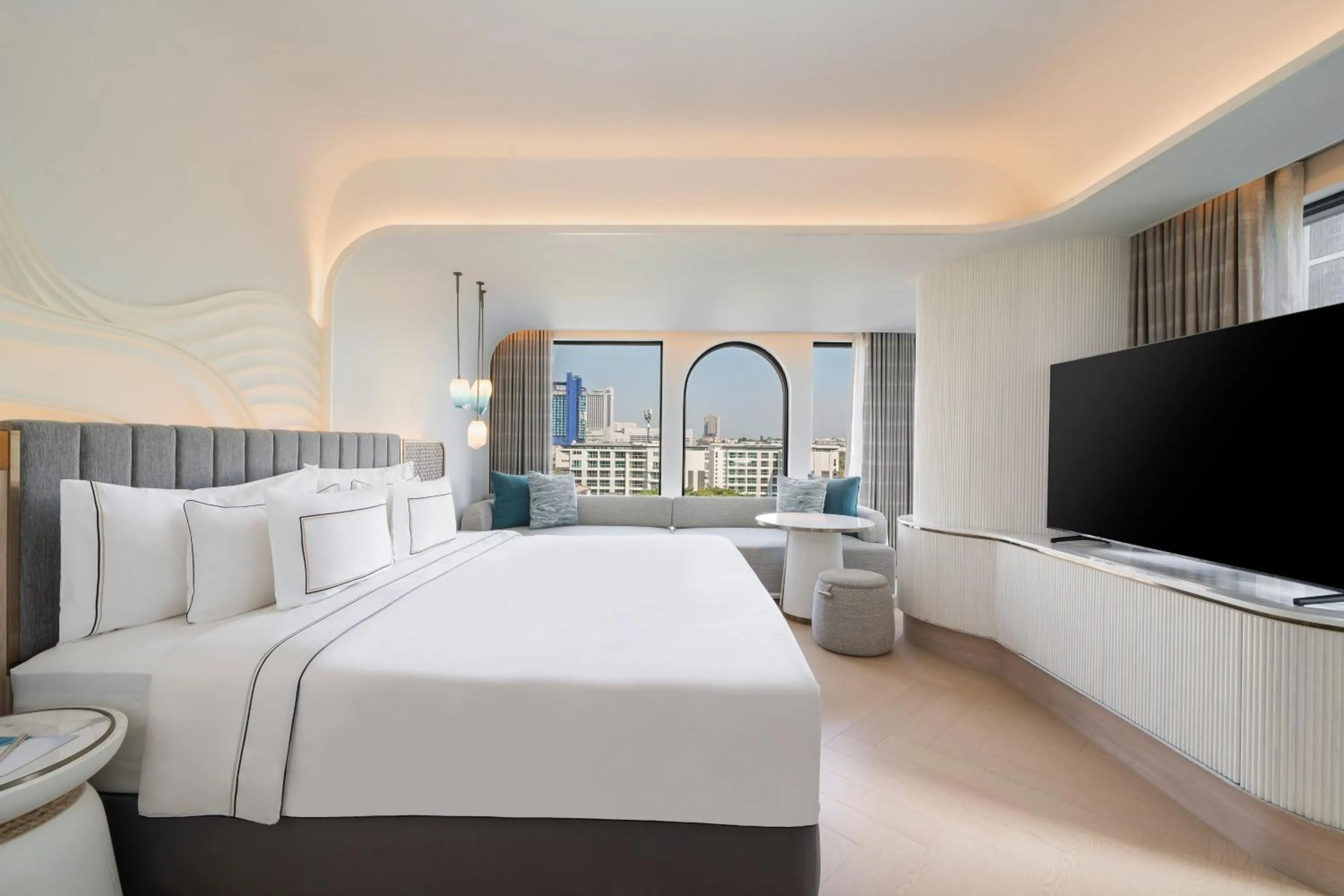 Bed in Meliá Pattaya Hotel