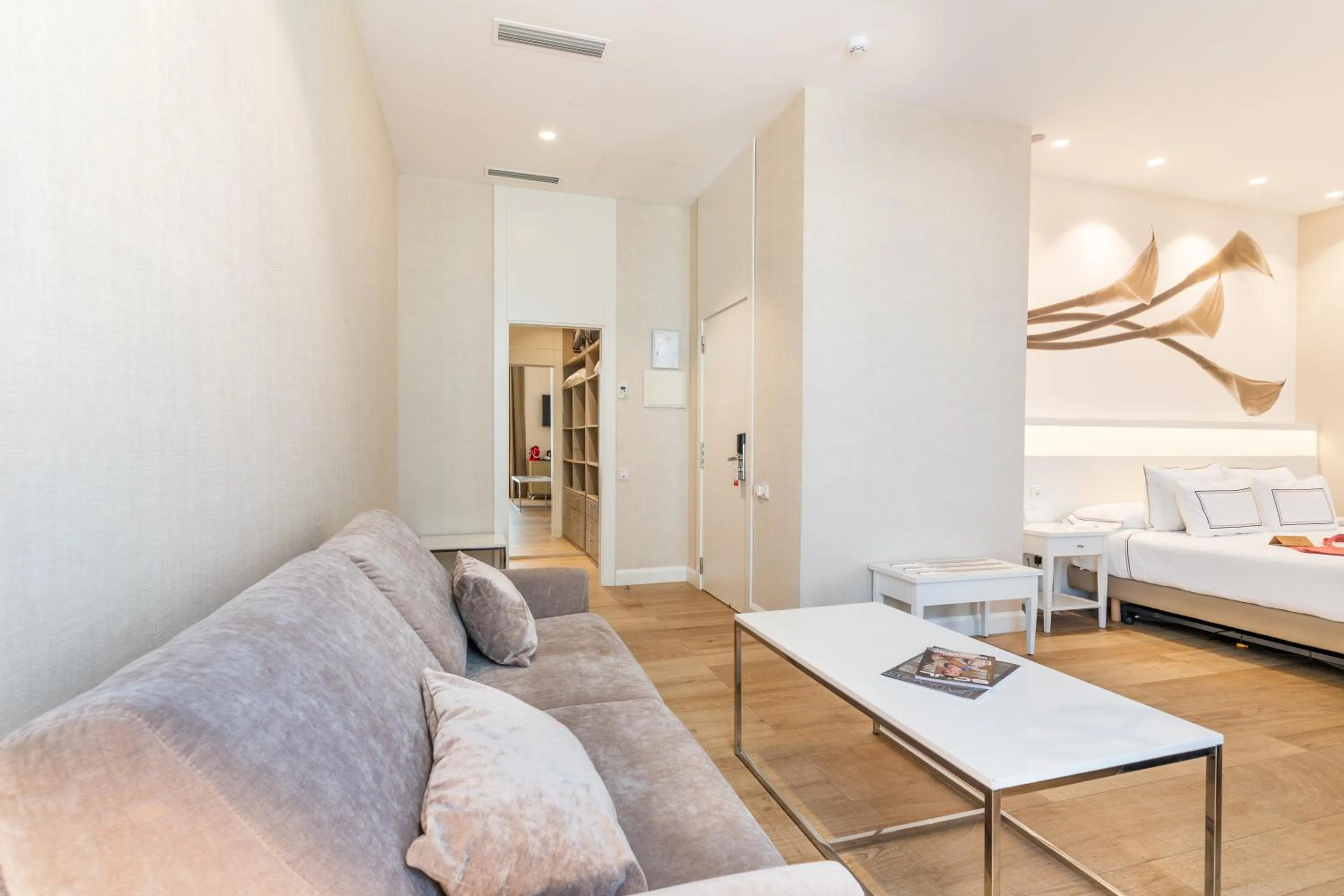 Bed in Melia Plaza Valencia