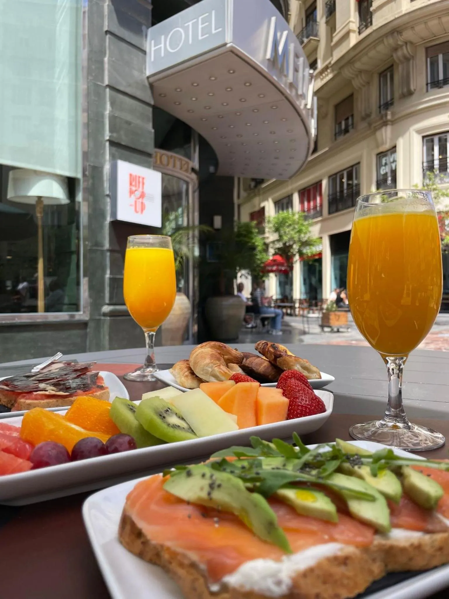 Property building in Melia Plaza Valencia