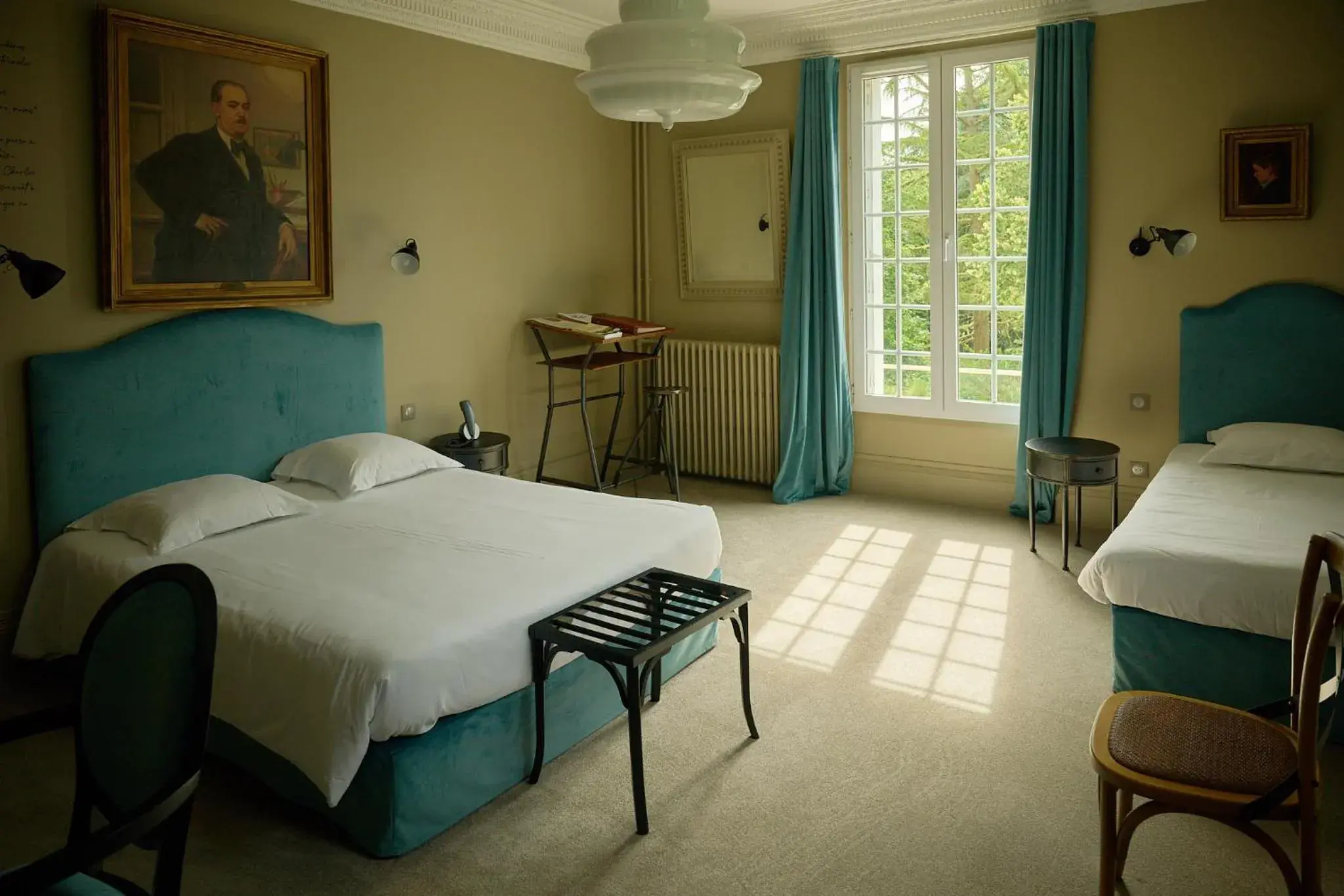 Bed in Hôtel du Château Bois Guibert Bed in Hôtel du Château Bois Guibert