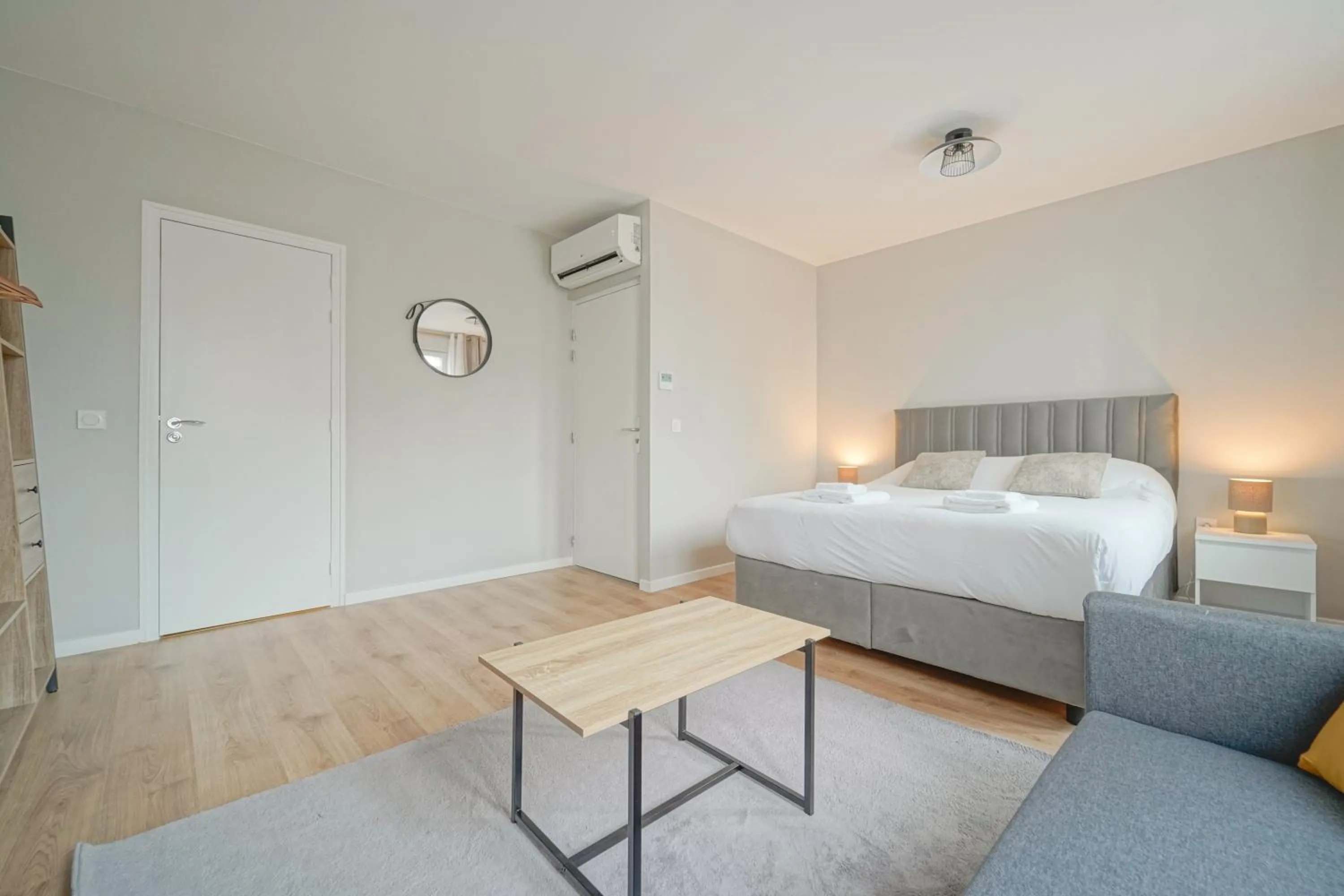 Hotel Trianon Saint Ouen