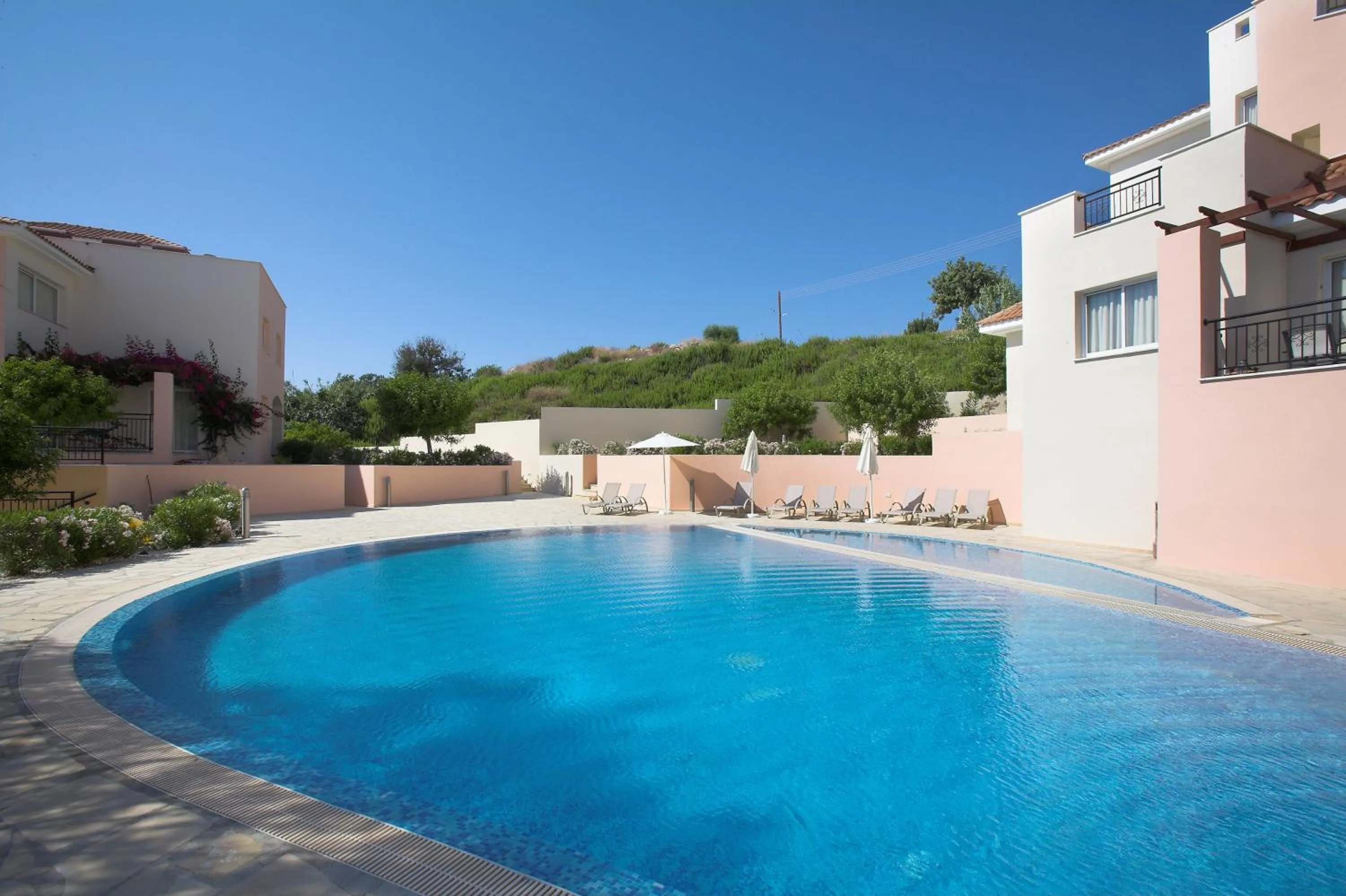 Swimming pool in Chloraka Terrace Apartments