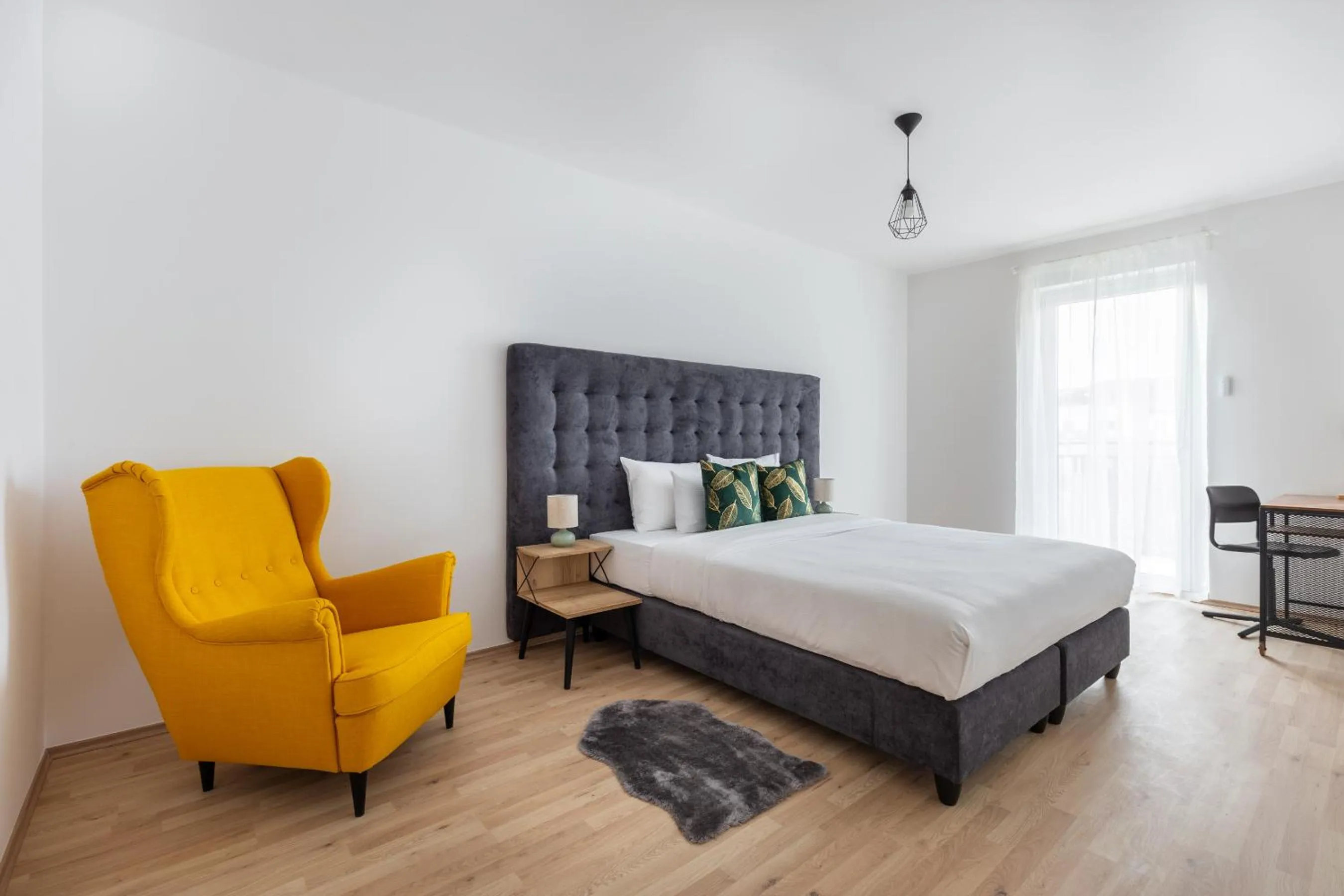 Seating area, Bed in Hock Residence by Vagabond