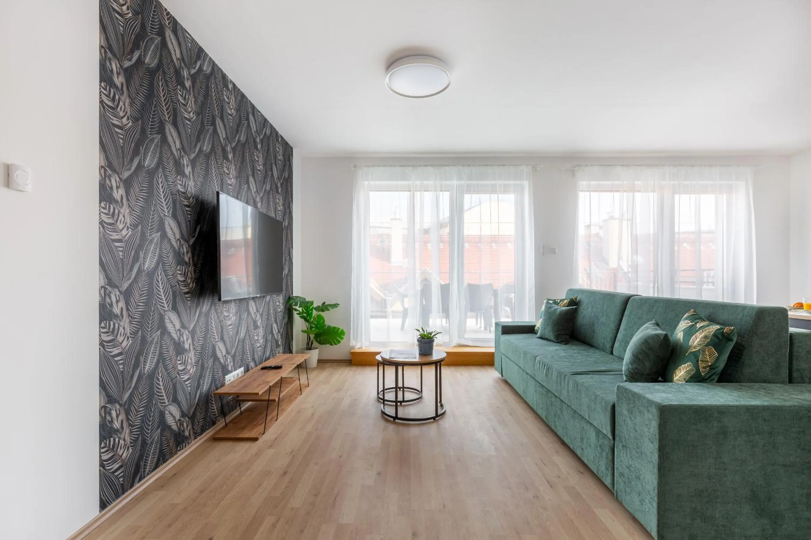 TV and multimedia in Hock Residence by Vagabond