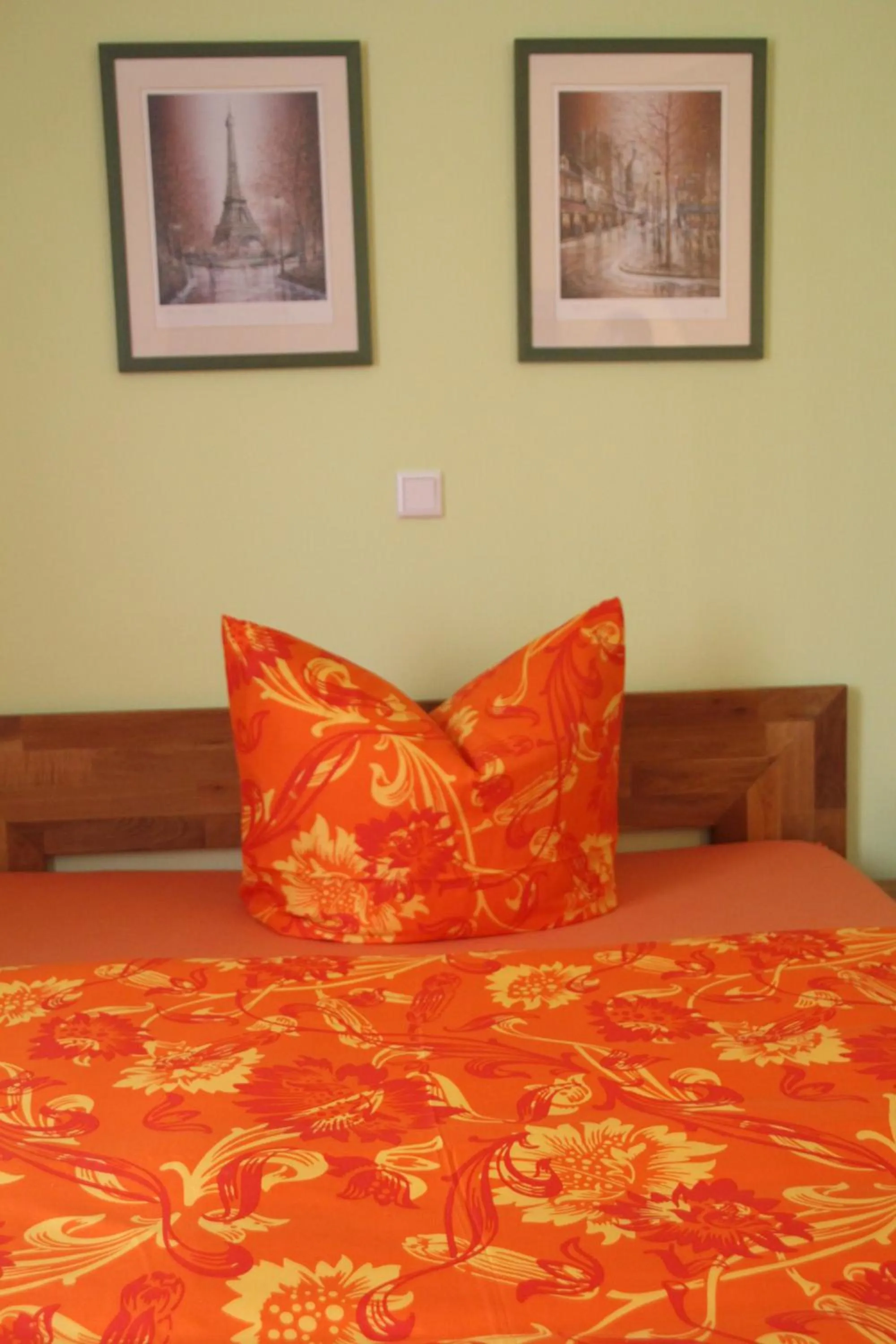 Bedroom, Bed in Gasthaus Forelle