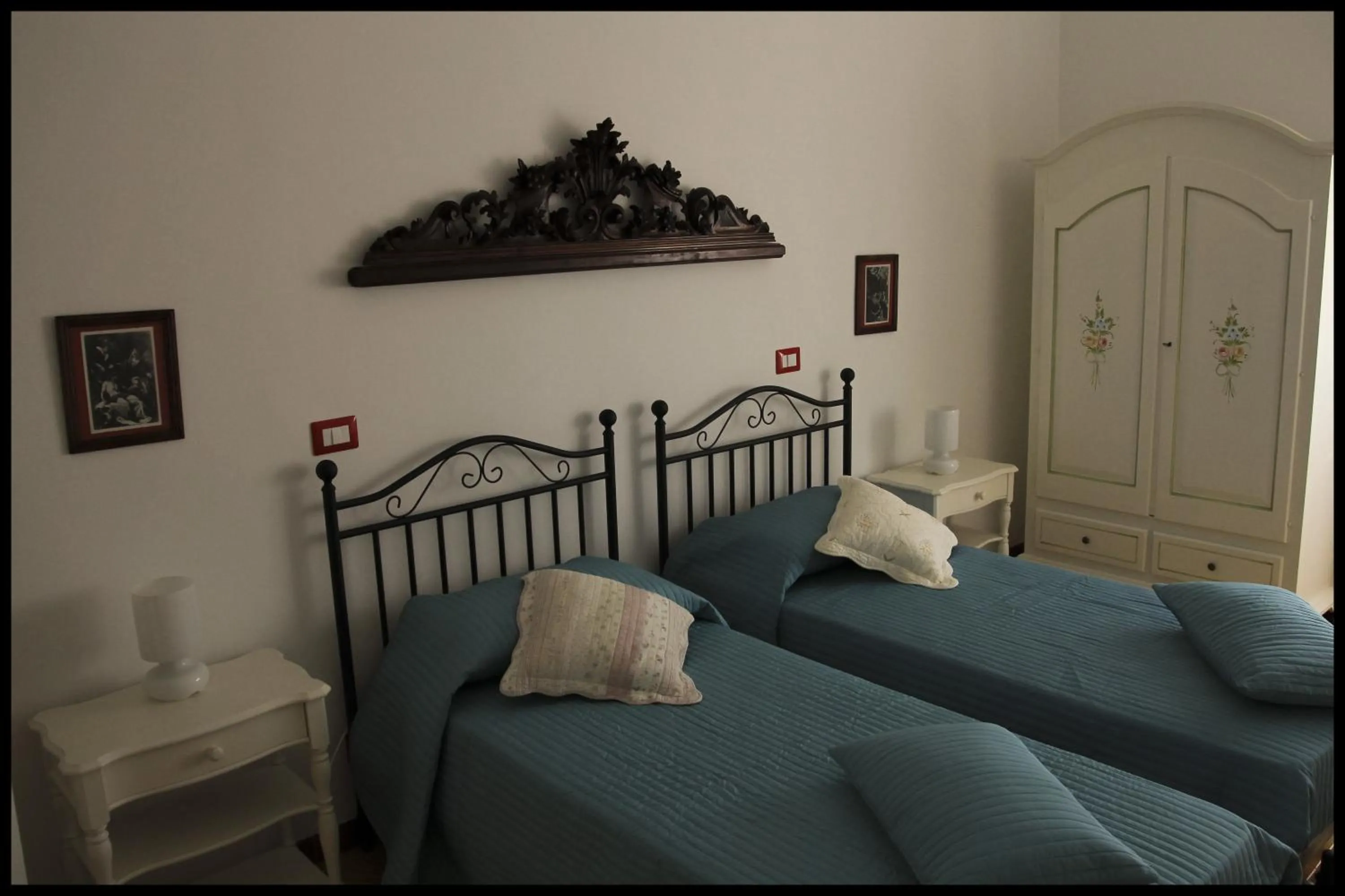 Bedroom, Bed in Domus Roma Vacanze - Qui staremo bene