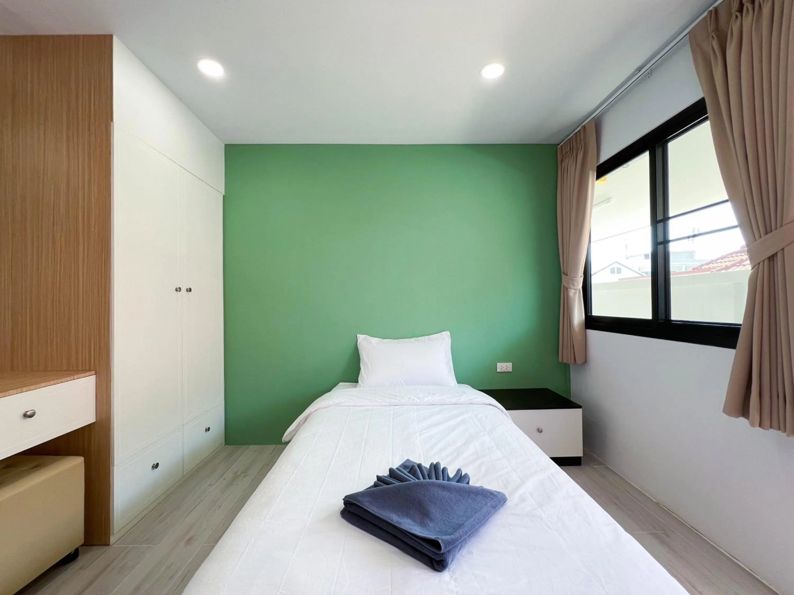 Bed in C You Home at CNX