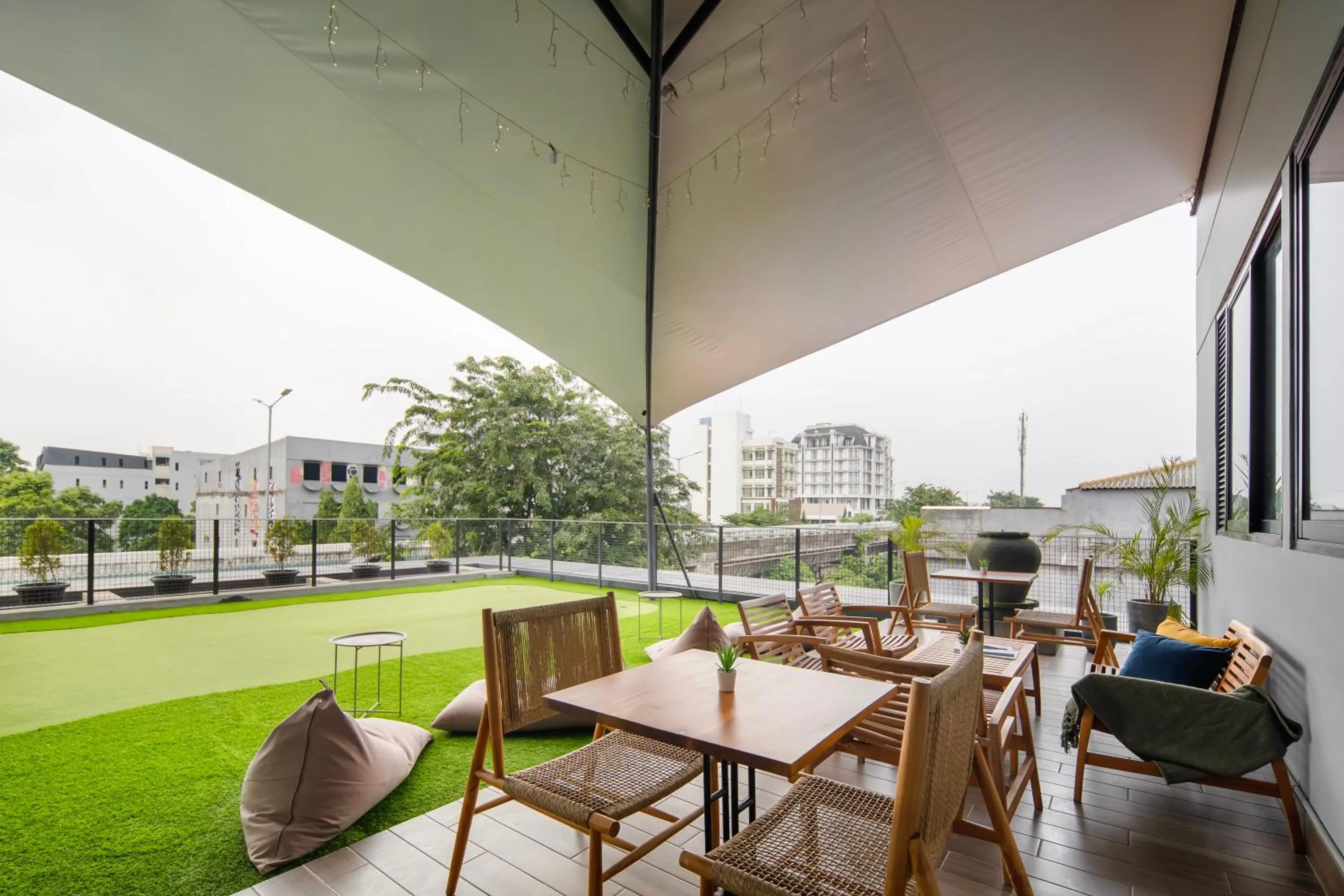 Patio in Cove Amartha