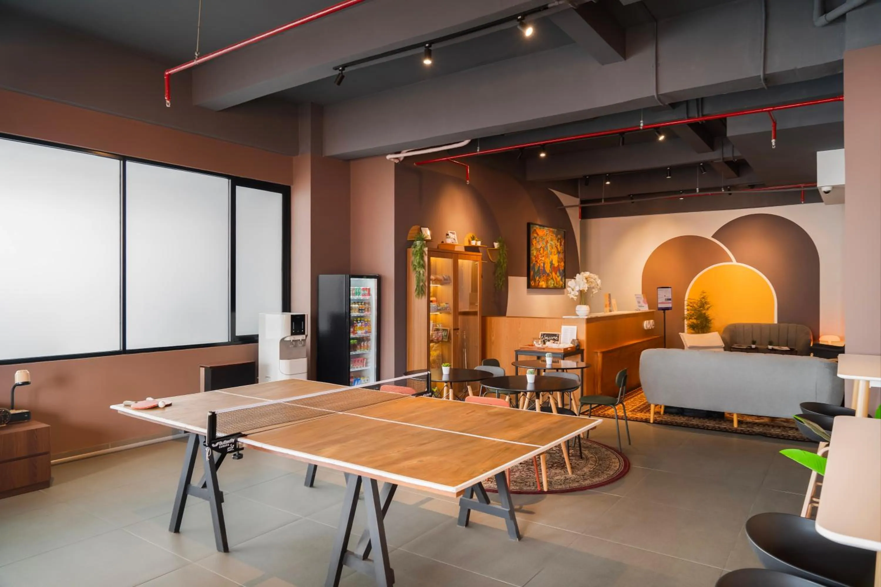 Table tennis in Cove Amartha