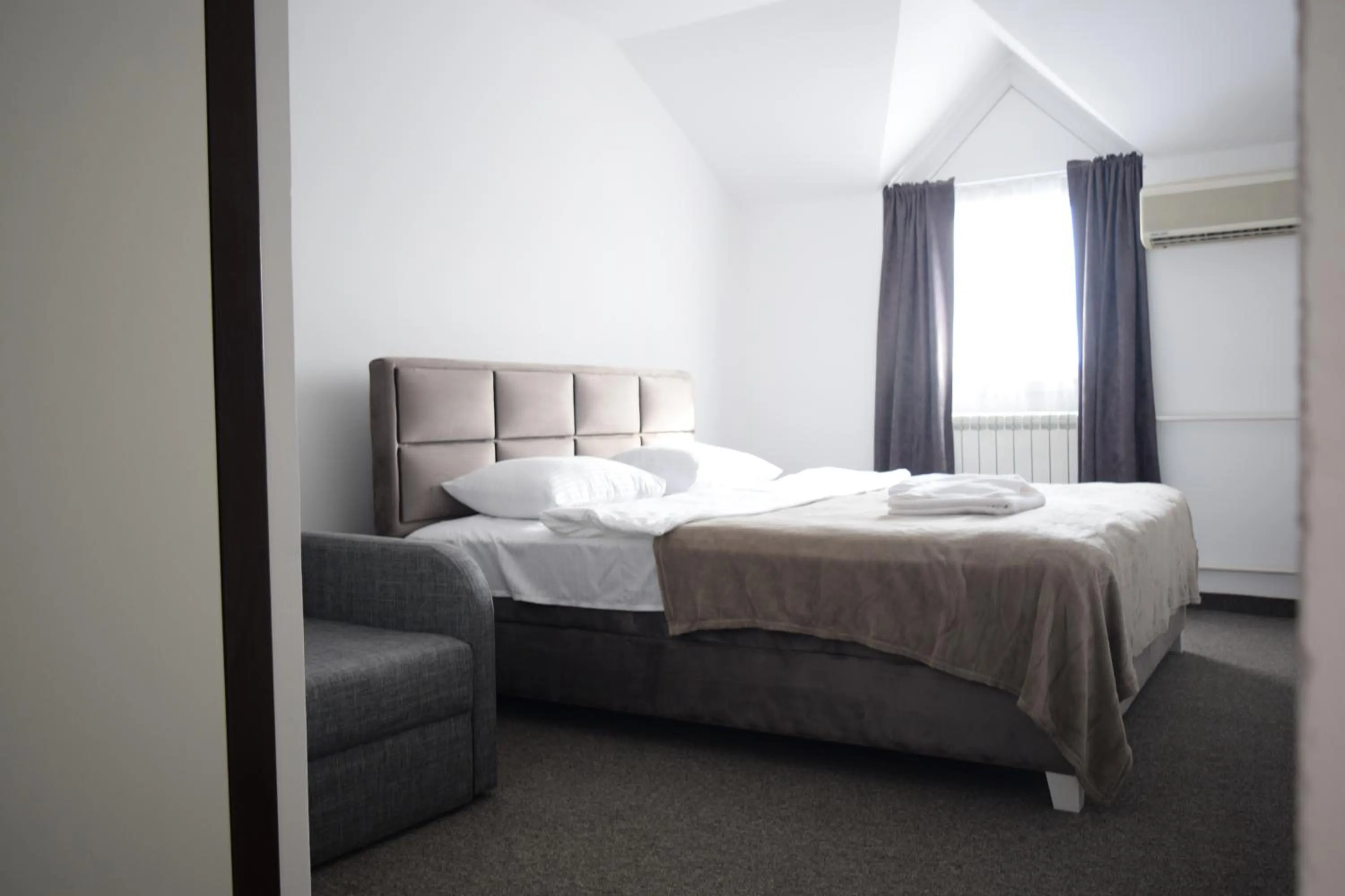 Bed in Hotel Tiski Cvet