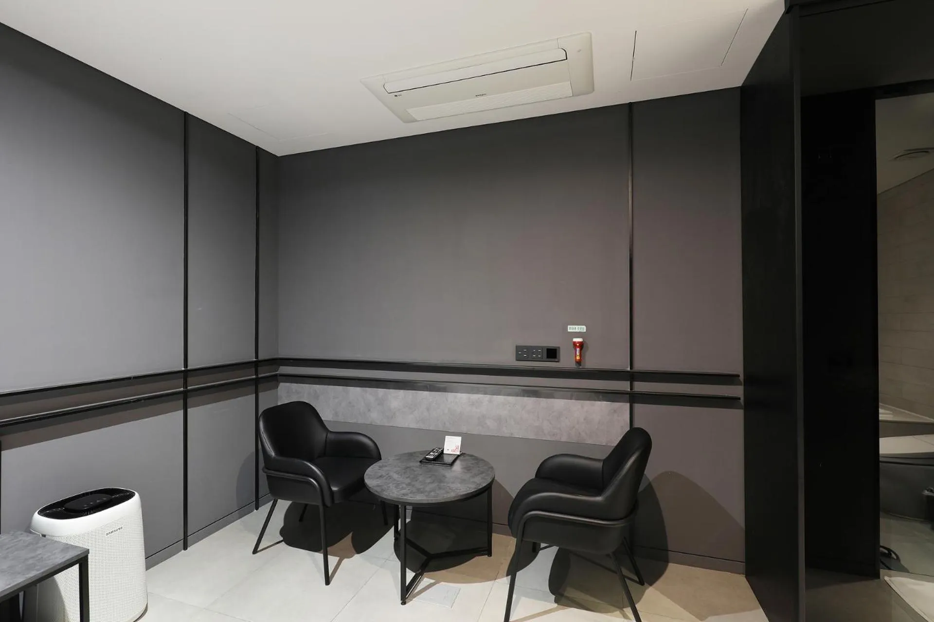 Hotel The Designers Premier Seongsu and Konkuk Univ