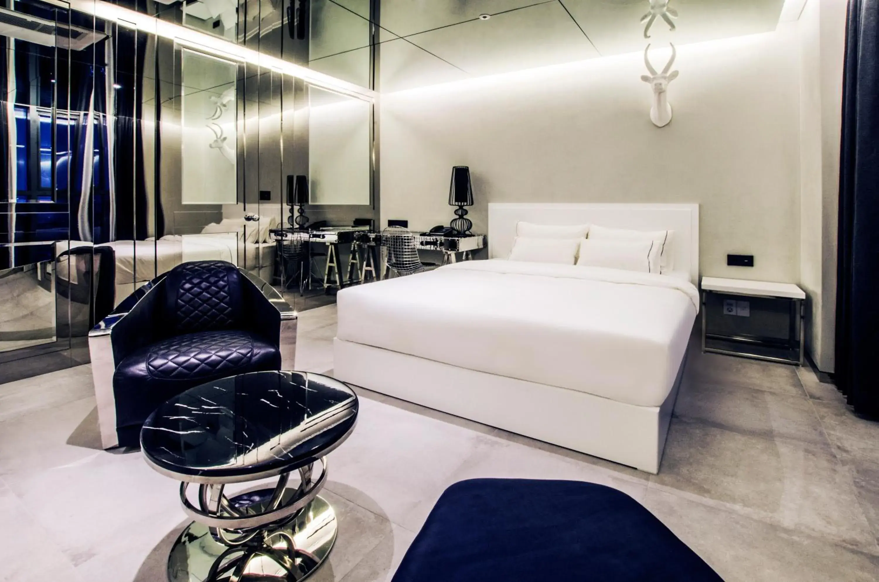 Suite with City View in Hotel The Designers Premier Seongsu and Konkuk Univ Suite with City View in Hotel The Designers Premier Seongsu and Konkuk Univ