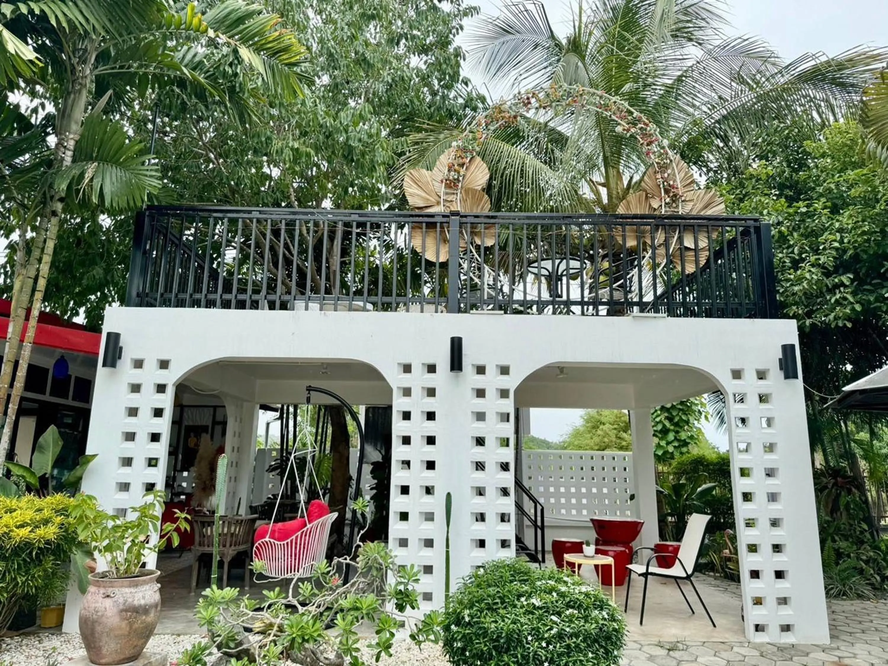 Property building in Ban Suan Suree Resort