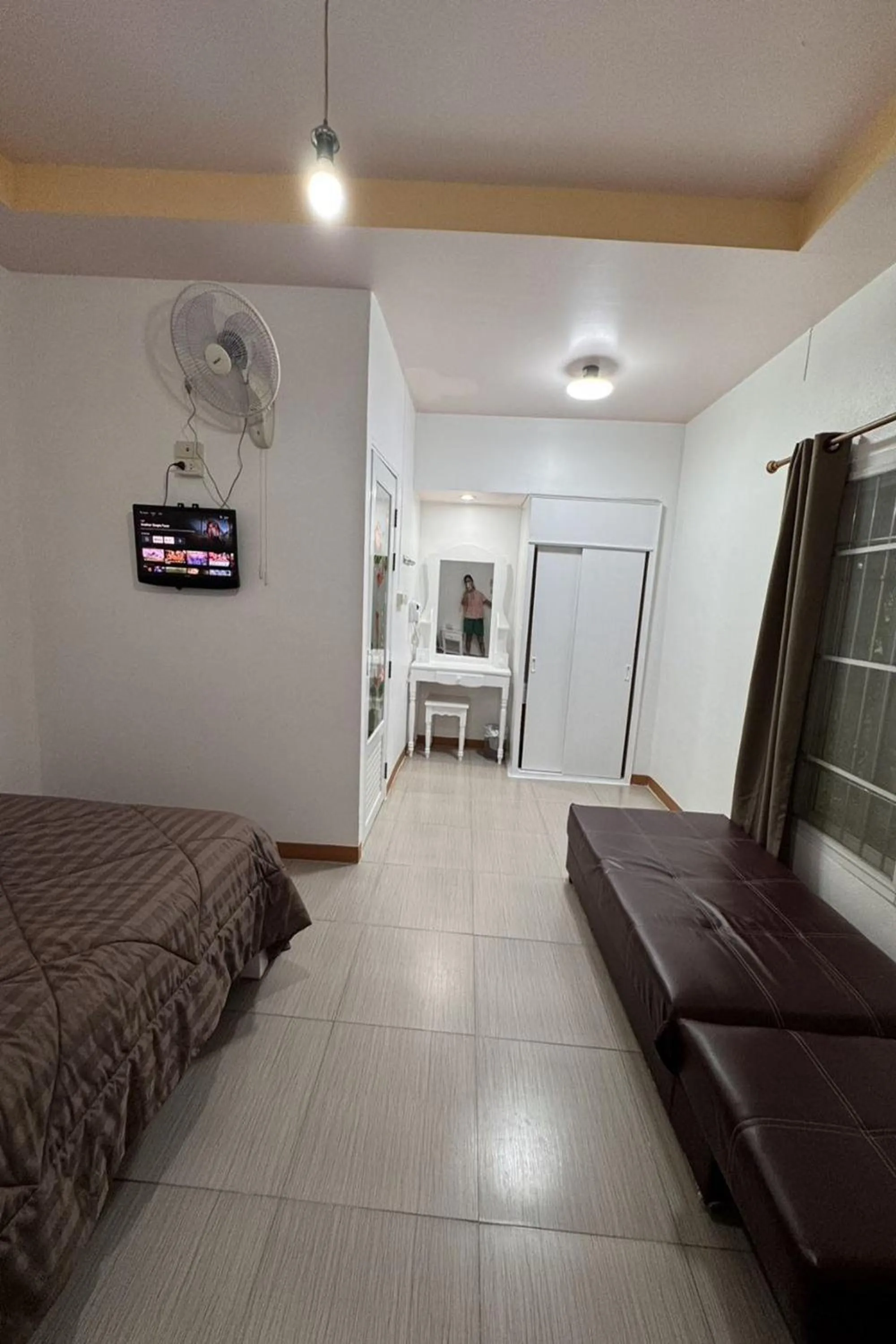 Photo of the whole room, Bed in Ban Suan Suree Resort