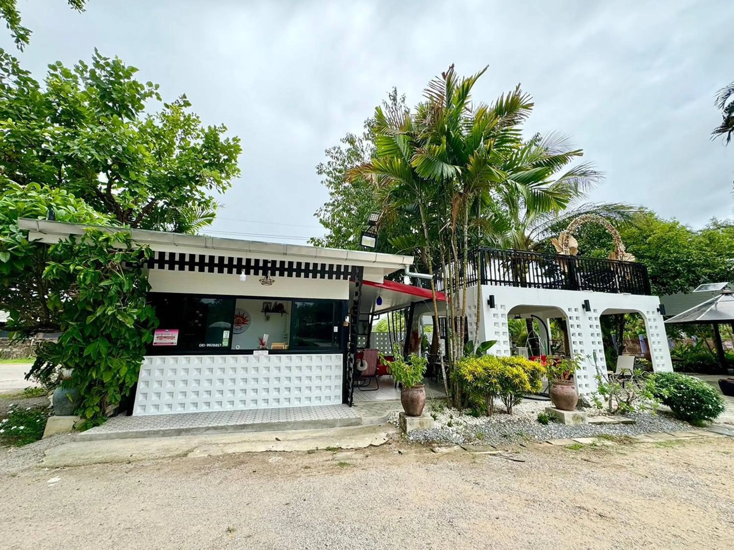 Property building in Ban Suan Suree Resort