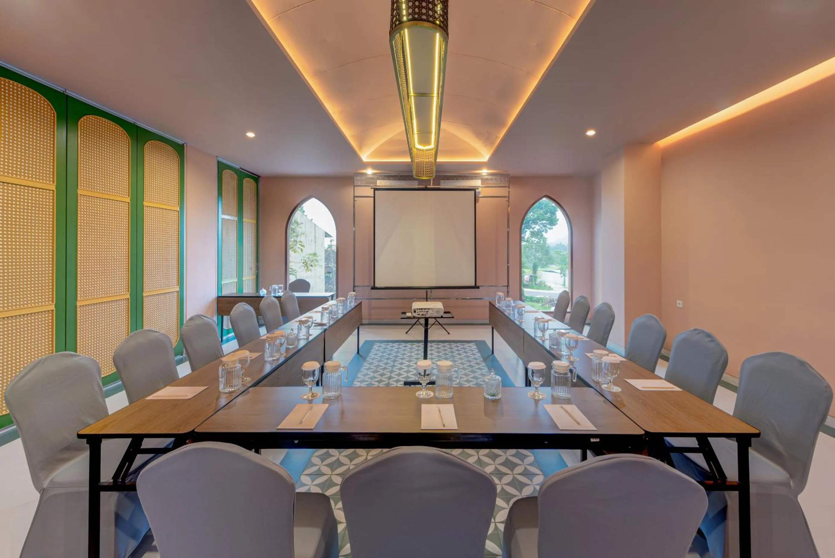 Meeting/conference room in Anaya Azana Hotel & Villa Tawangmangu