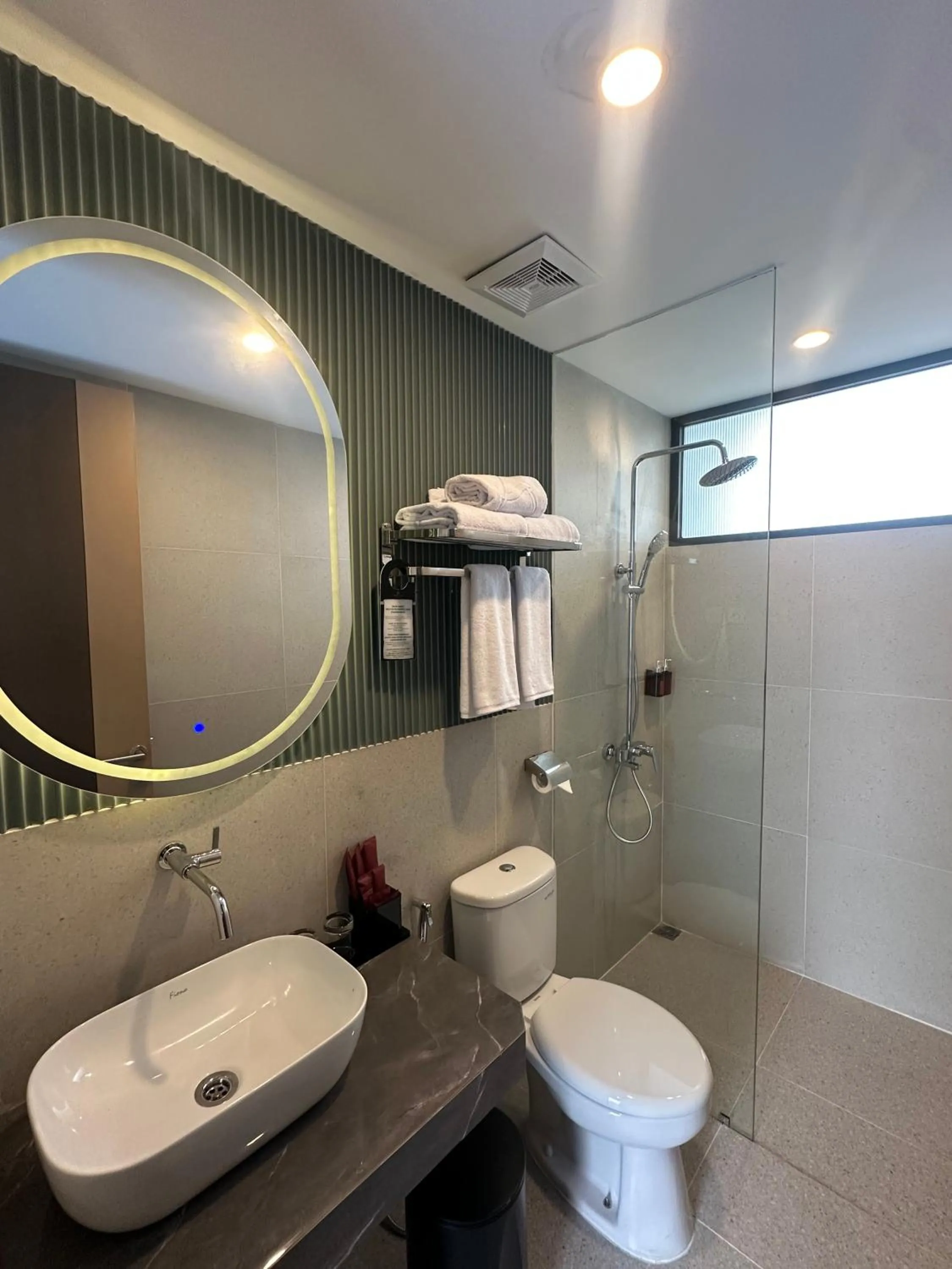 Bathroom in Anaya Azana Hotel & Villa Tawangmangu