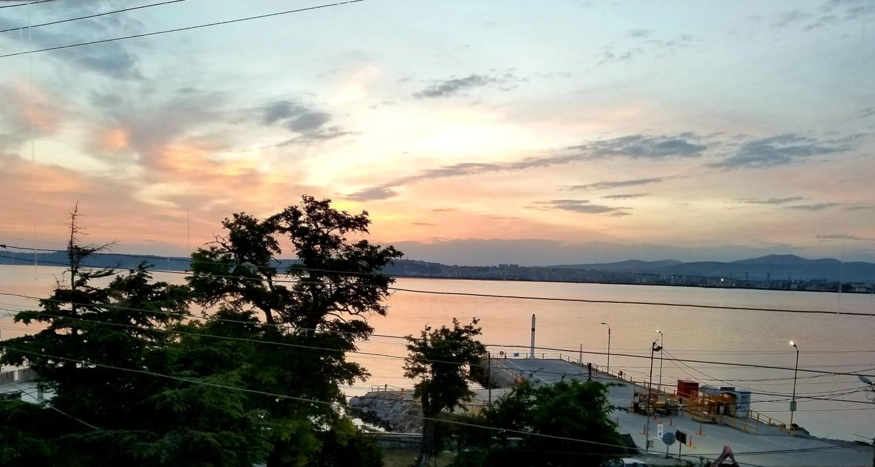 Sunrise in Dardanelles1915