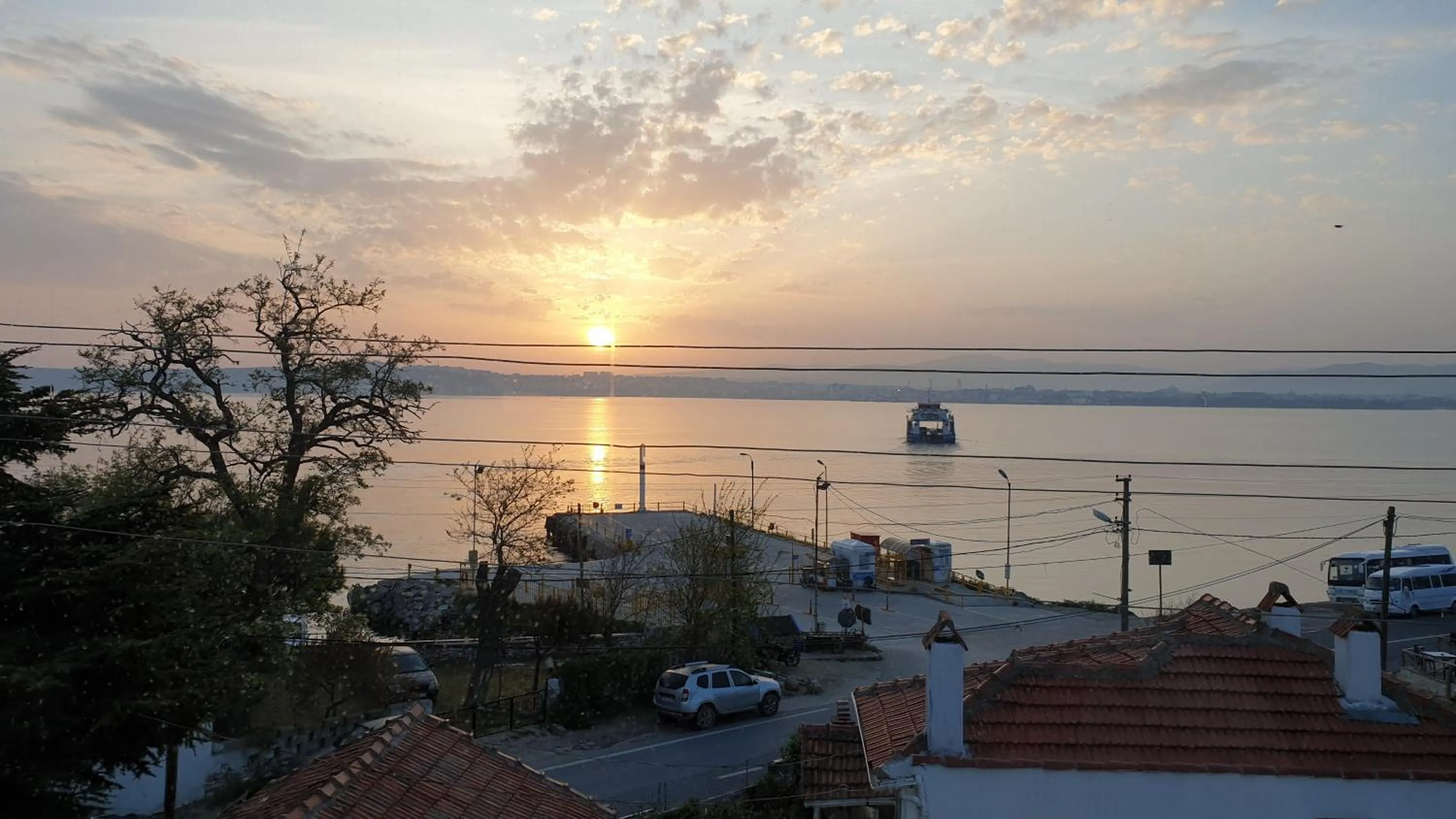 Sunrise in Dardanelles1915