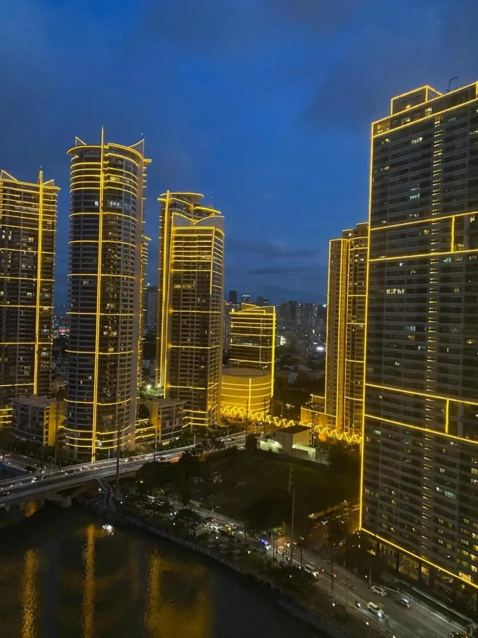Amira Luxury at Novotel Suites Manila near Makati and BGC