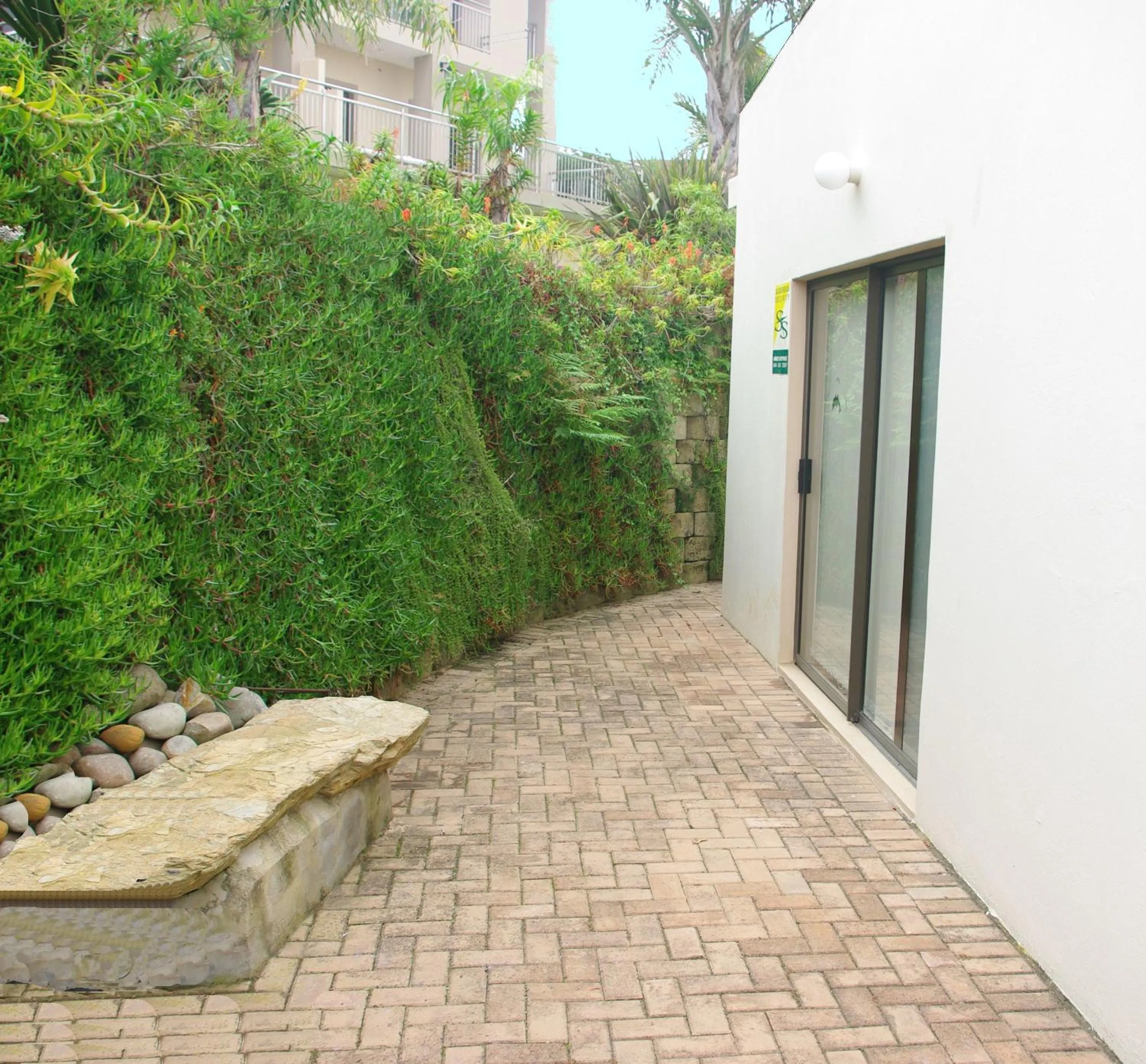 Patio in The Third Dolphin