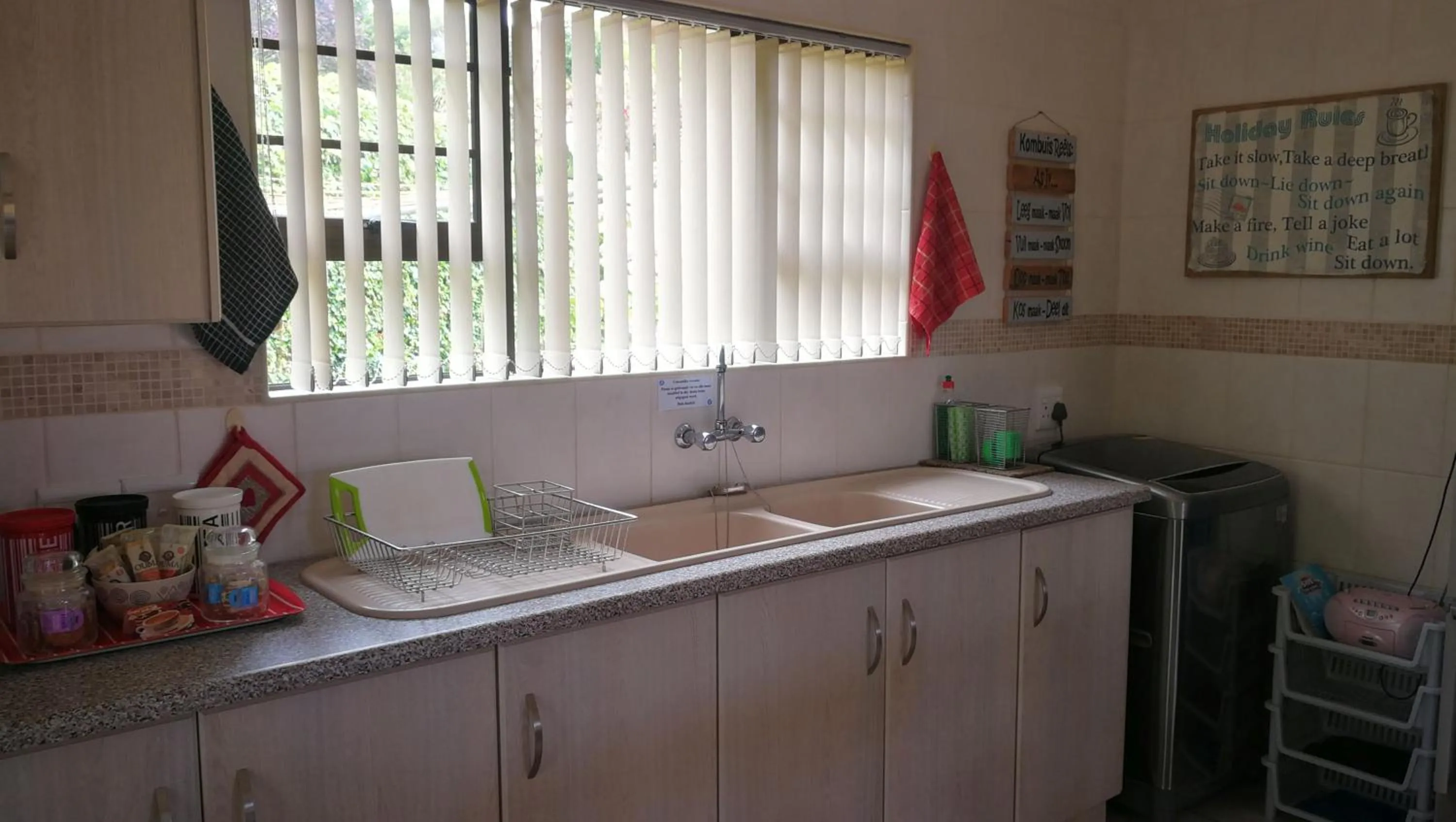 washing machine in The Third Dolphin