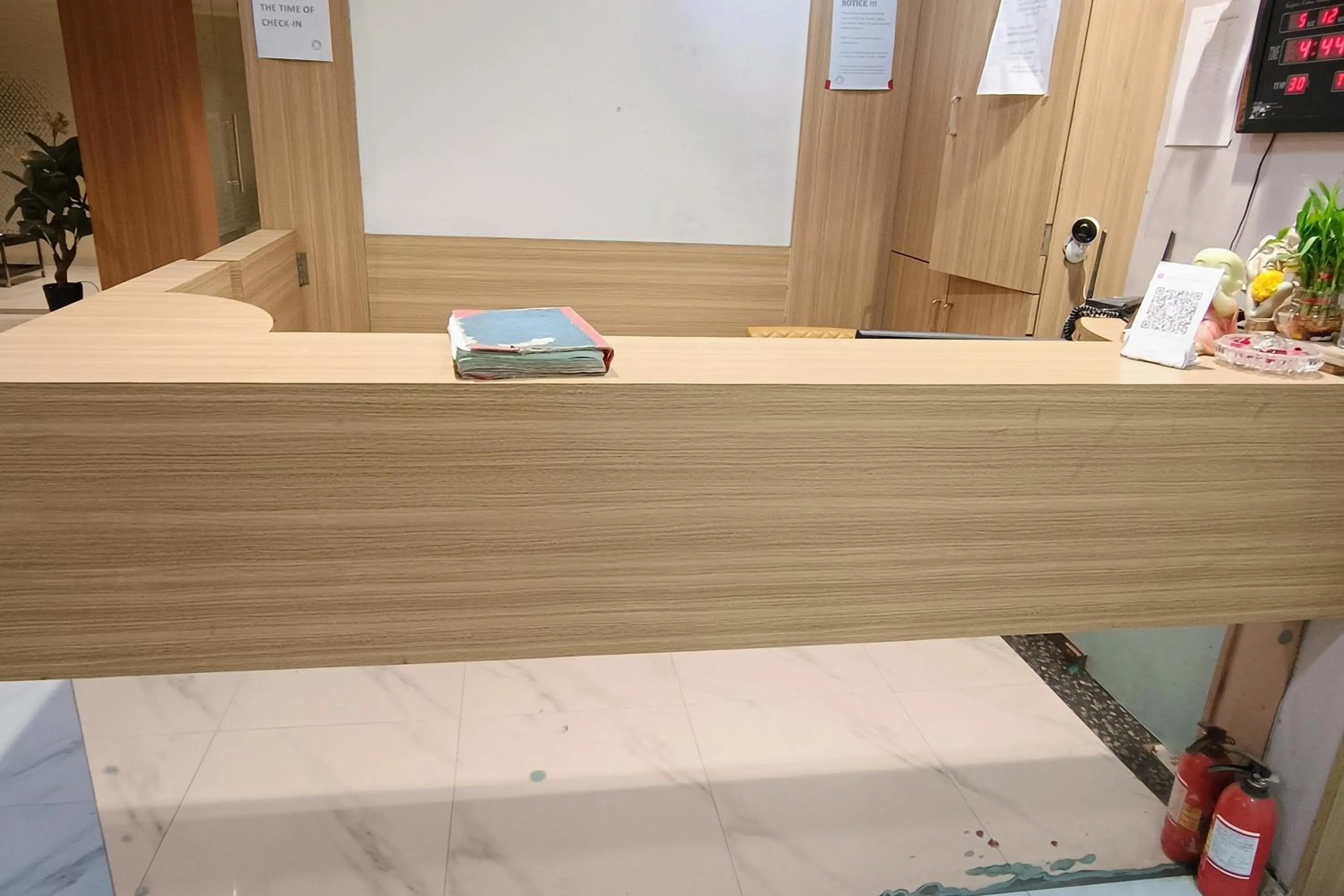 Lobby or reception in Hotel Stay Inn near Bhiwandi Thane Railway Station