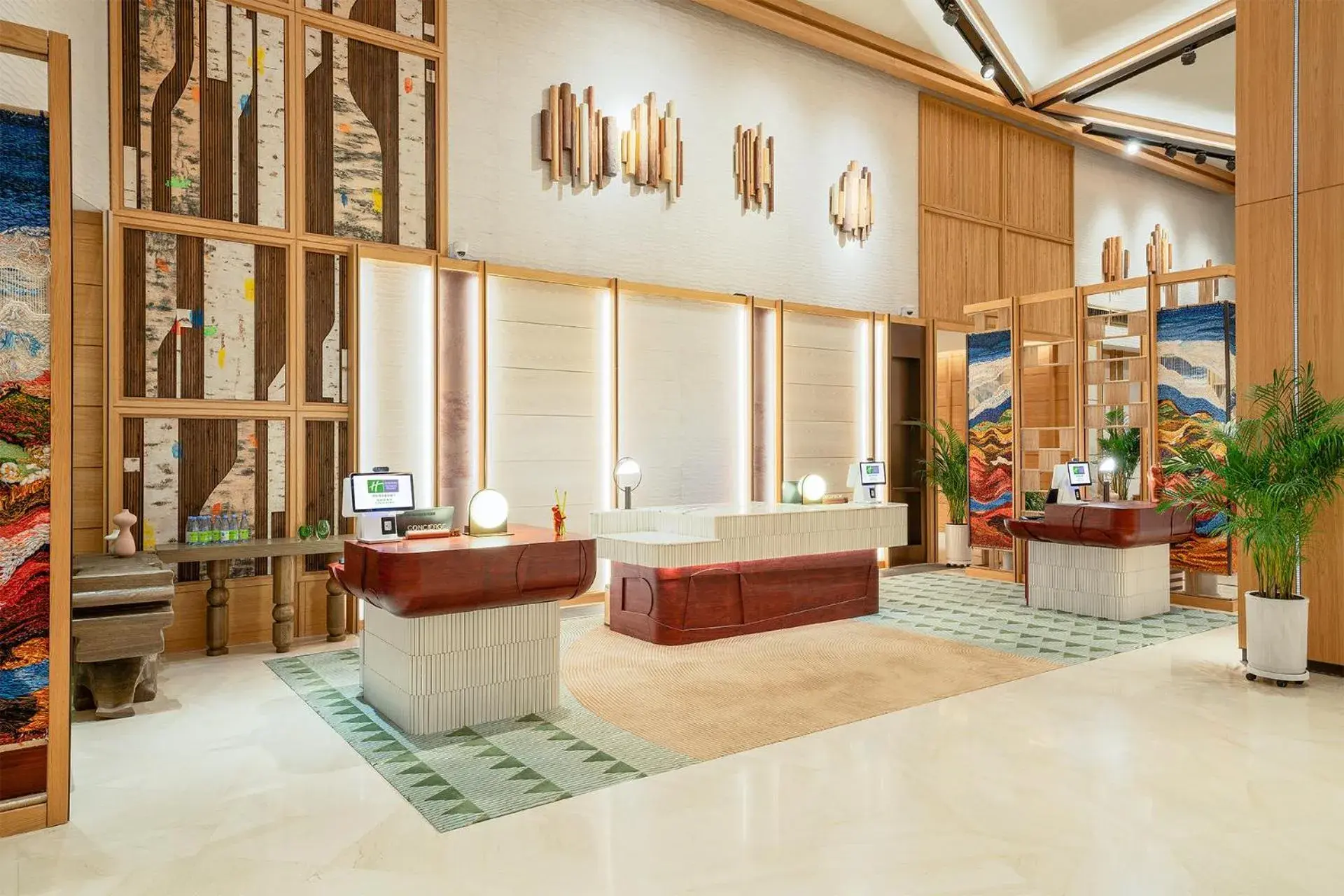 Lobby or reception in Holiday Inn Resort Kanas Hemu by IHG Lobby or reception in Holiday Inn Resort Kanas Hemu by IHG