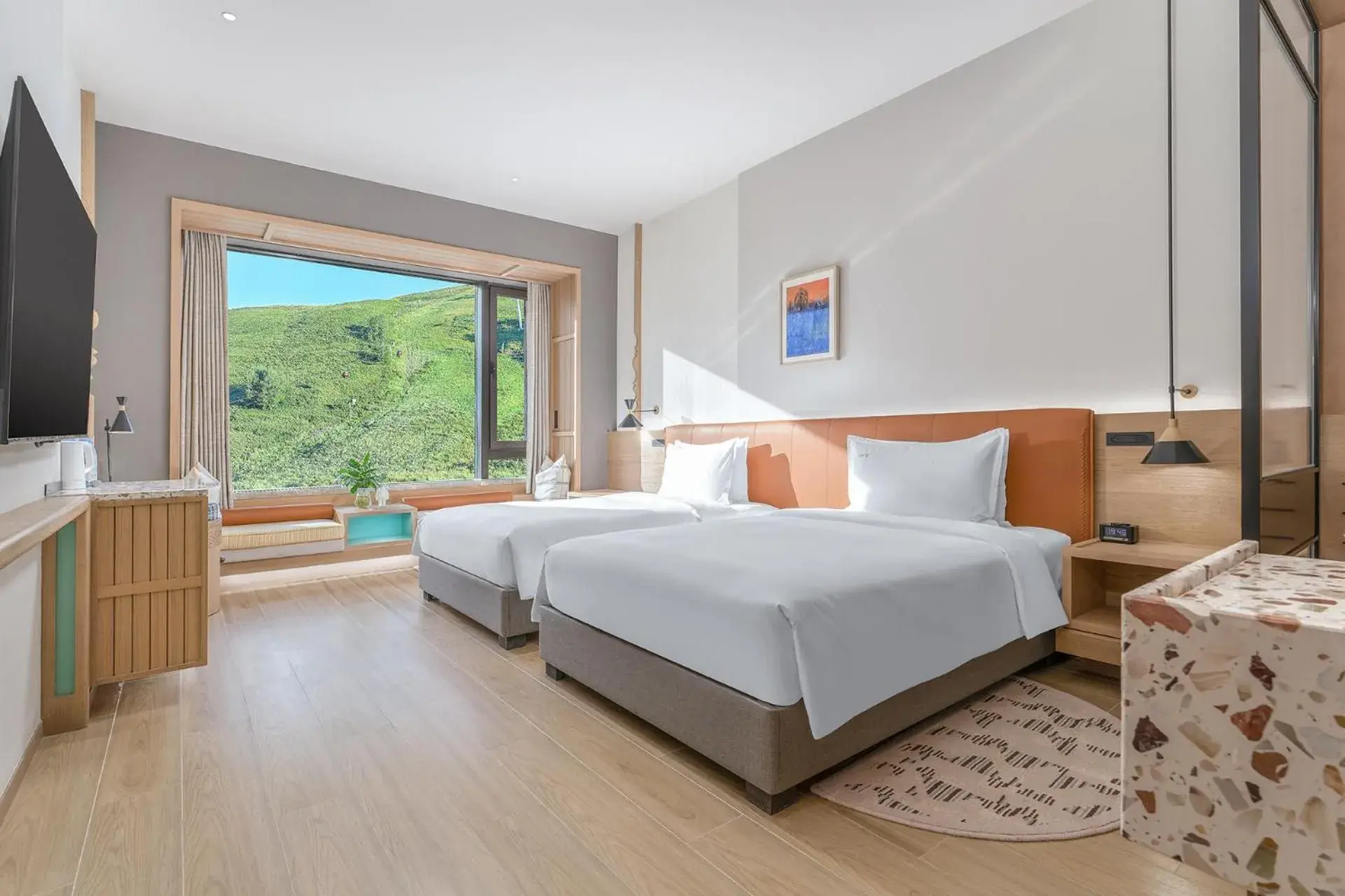 Bedroom in Holiday Inn Resort Kanas Hemu by IHG Bedroom in Holiday Inn Resort Kanas Hemu by IHG