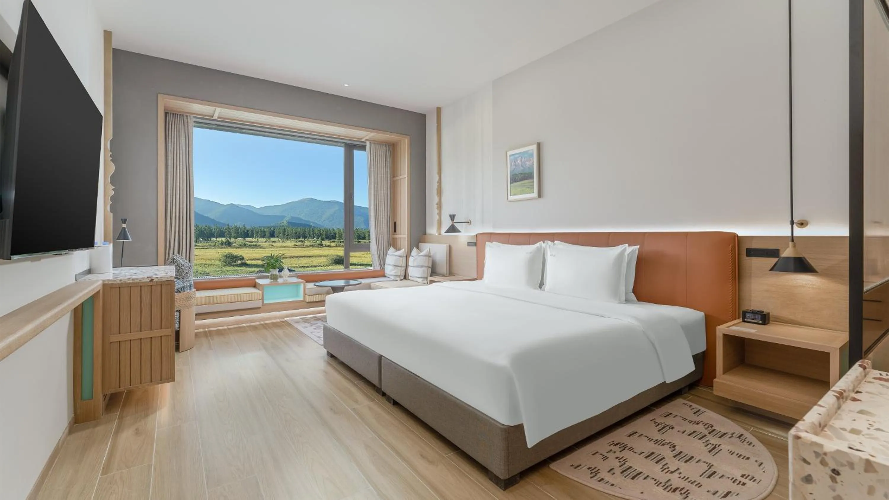 Photo of the whole room, Bed in Holiday Inn Resort Kanas Hemu by IHG