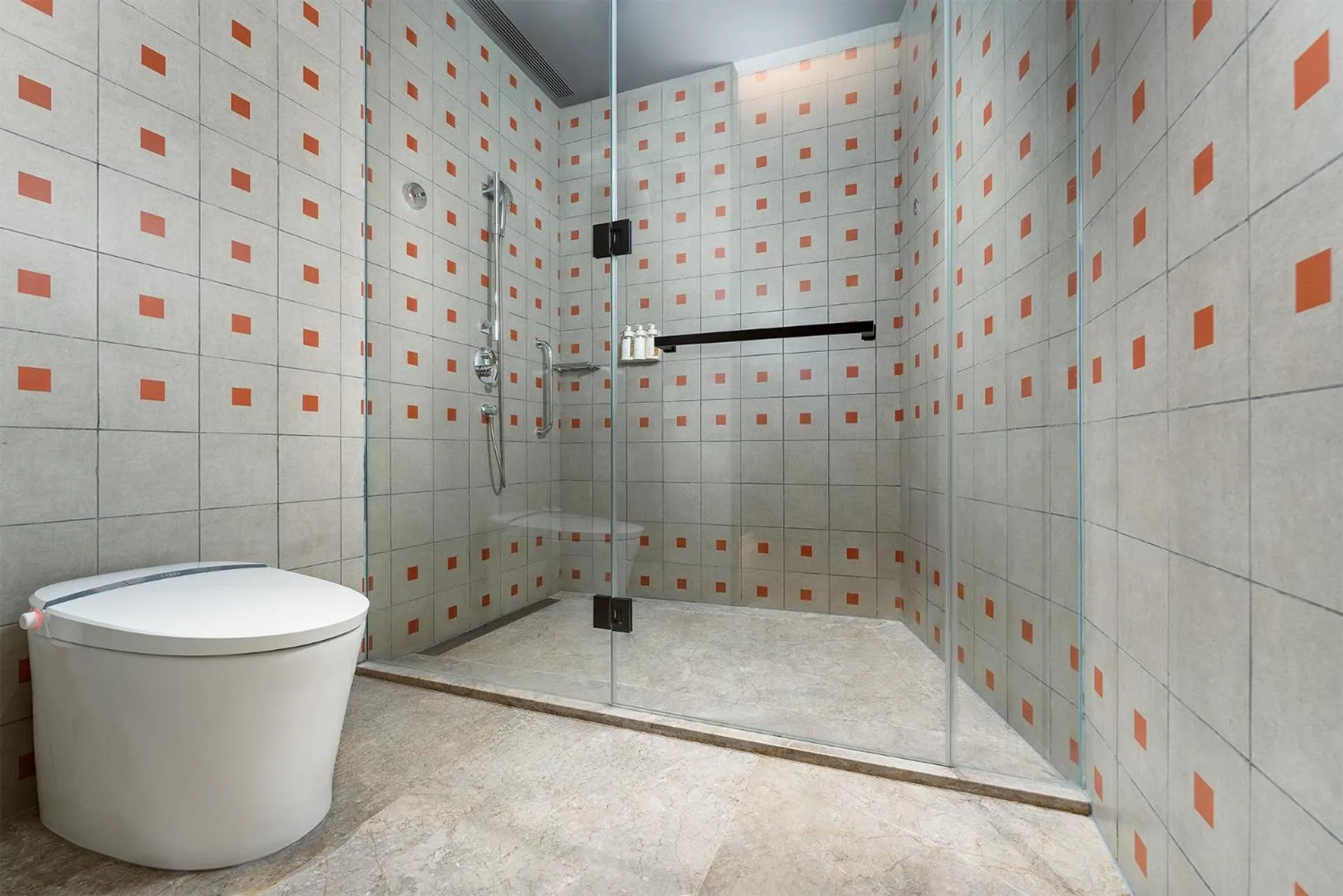 Shower in Holiday Inn Resort Kanas Hemu by IHG