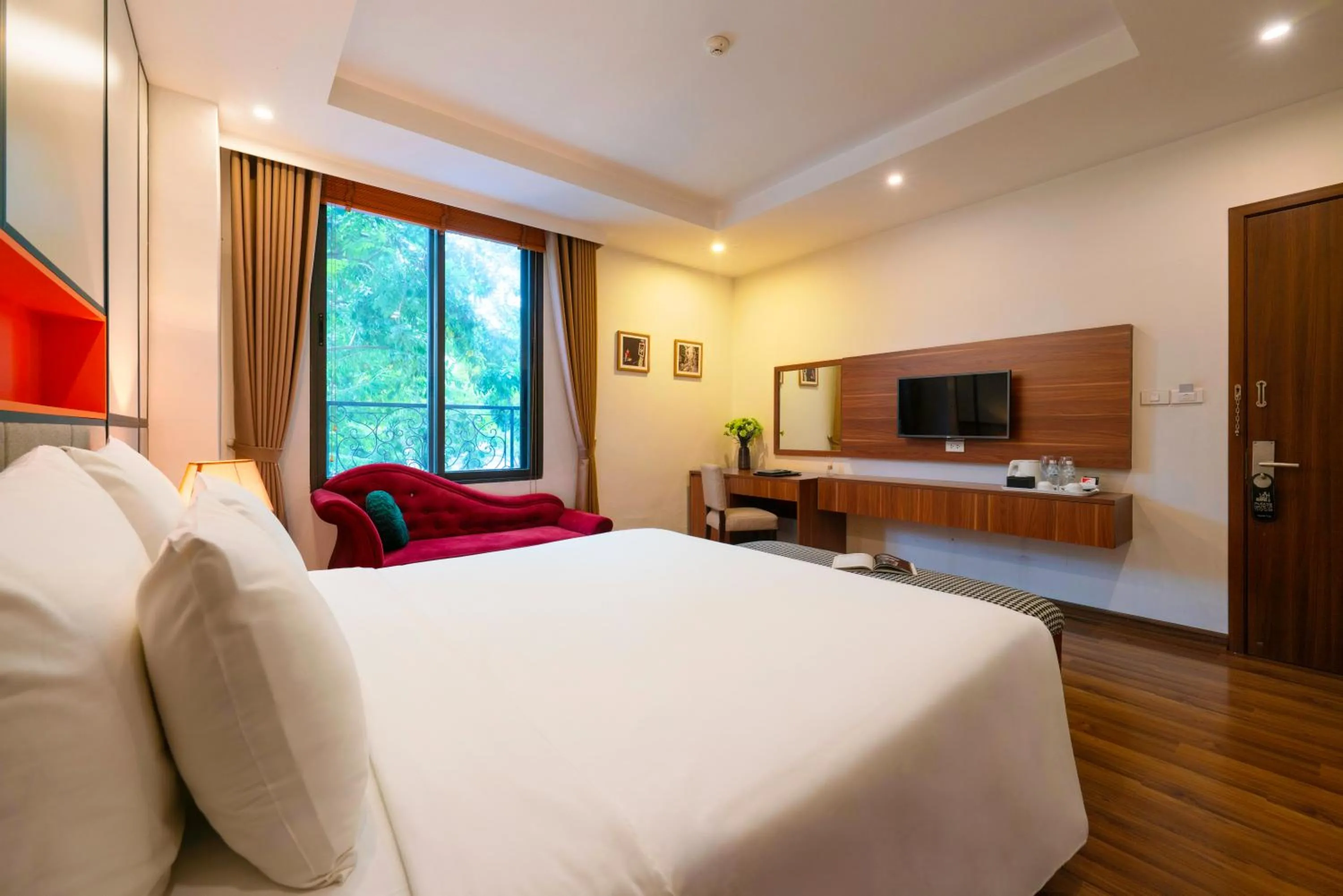 Bedroom, Bed in The Embassy Hotel Hanoi