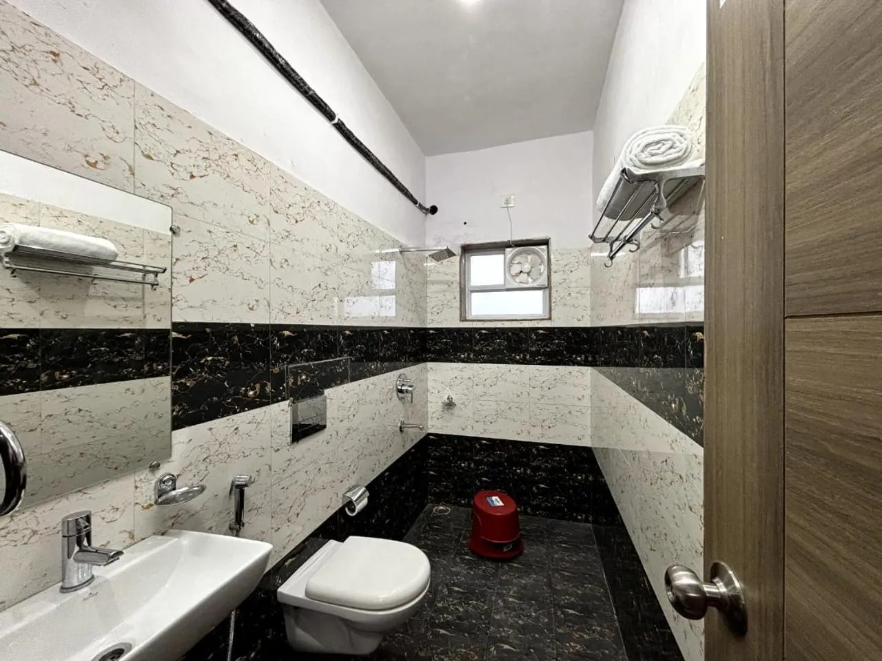 Bathroom in Arul's Hotel