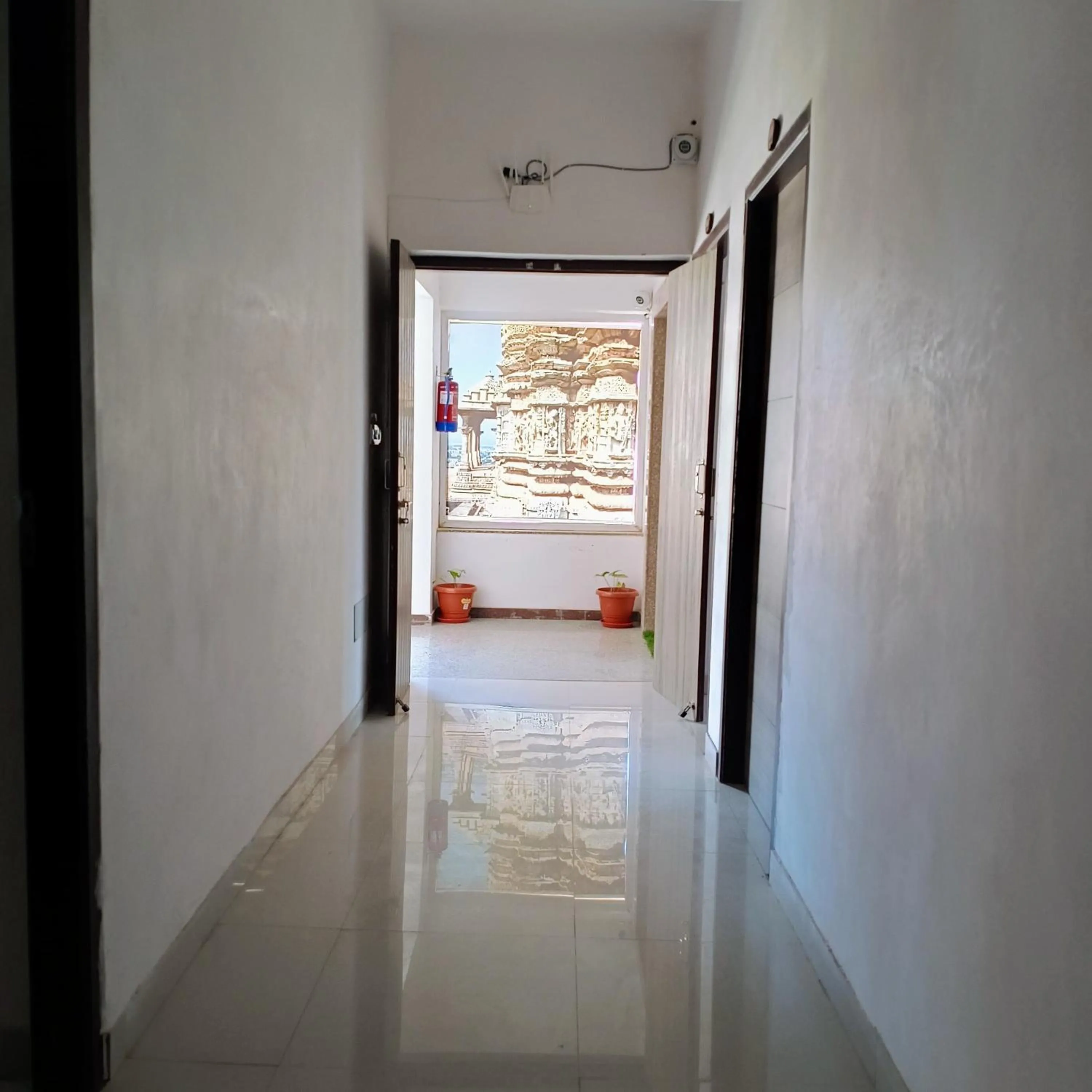 Lobby or reception in Arul's Hotel
