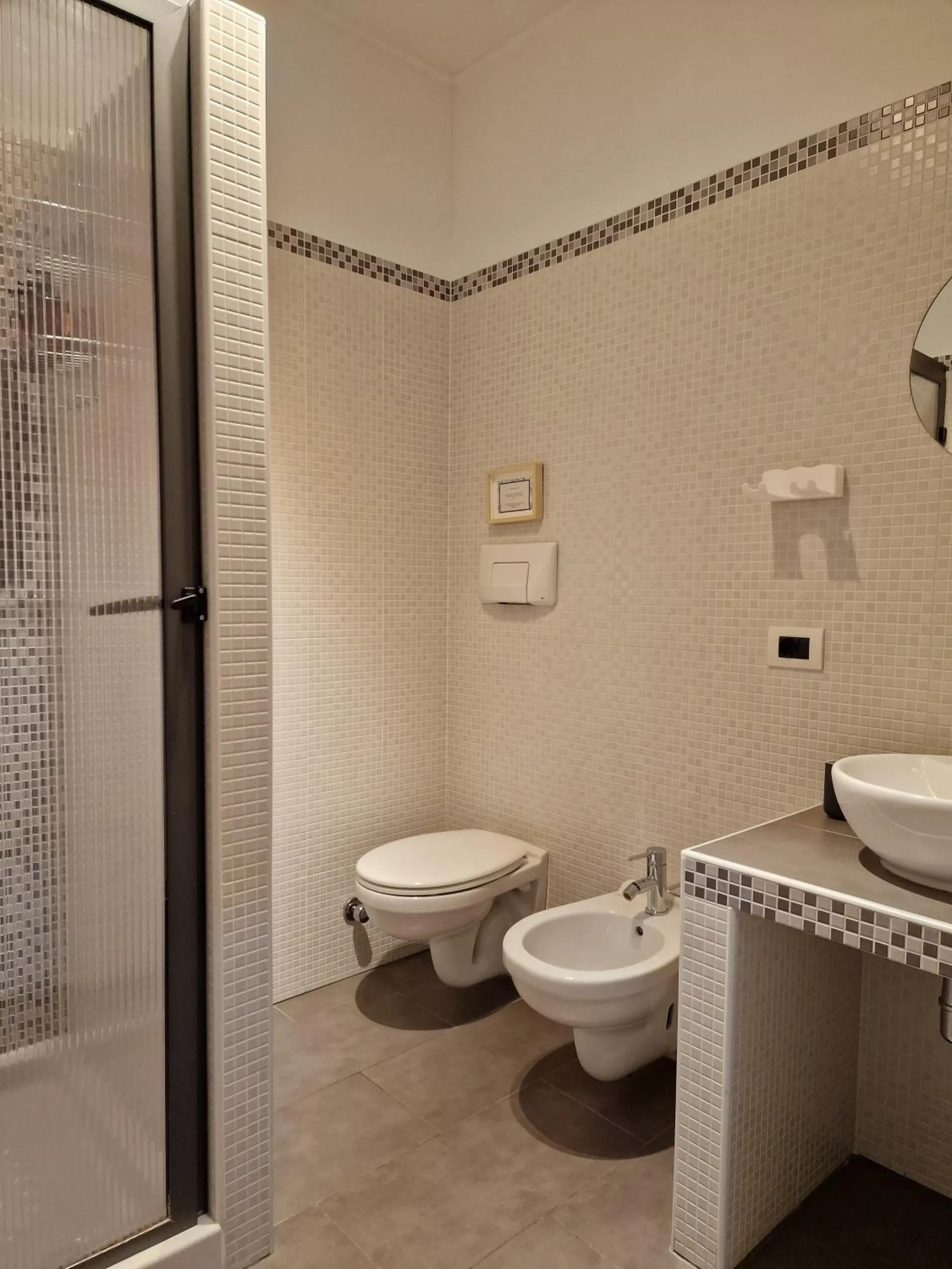 Shower in Mediterraneo B&B