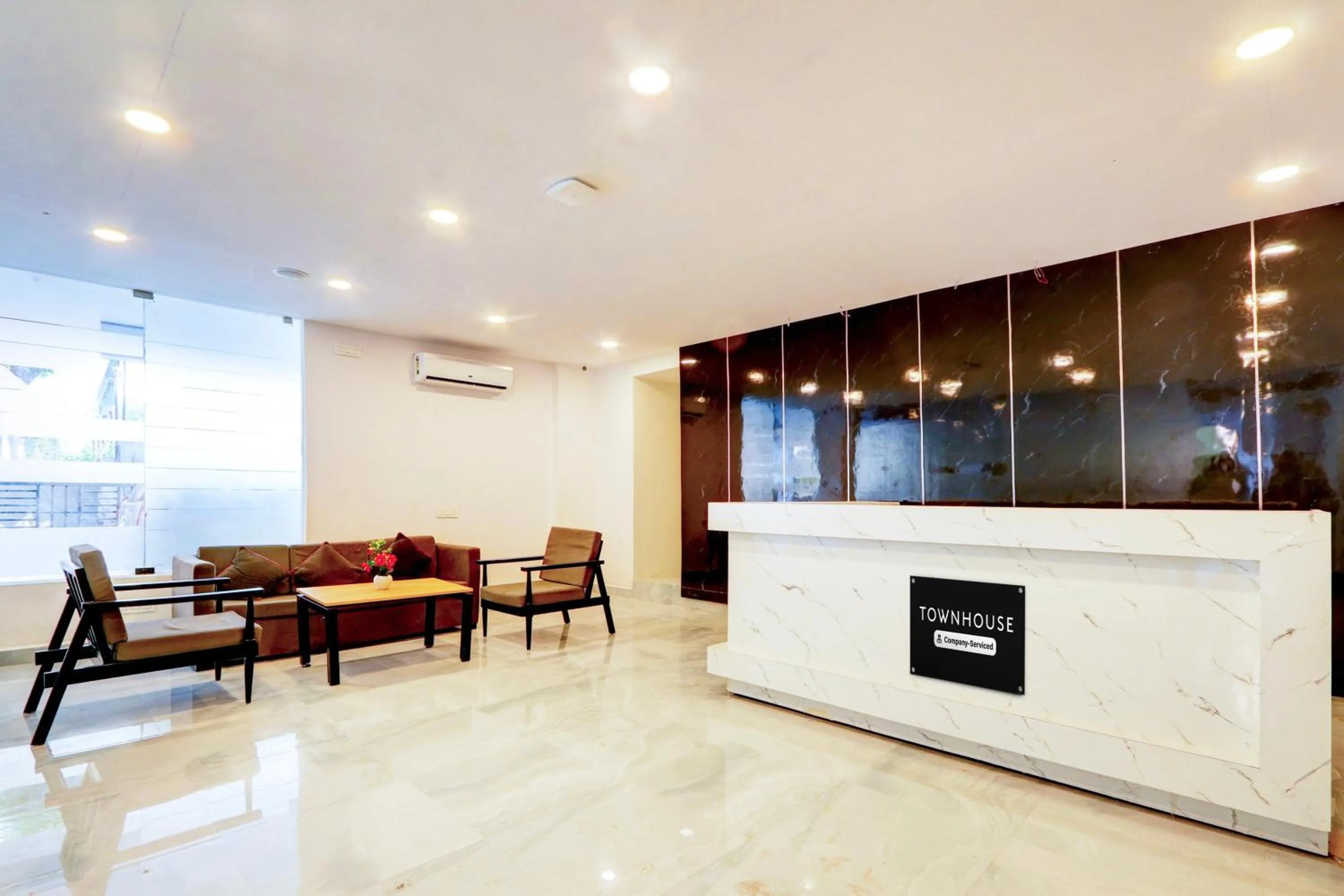 Lobby or reception in Super Townhouse RCC Marvel