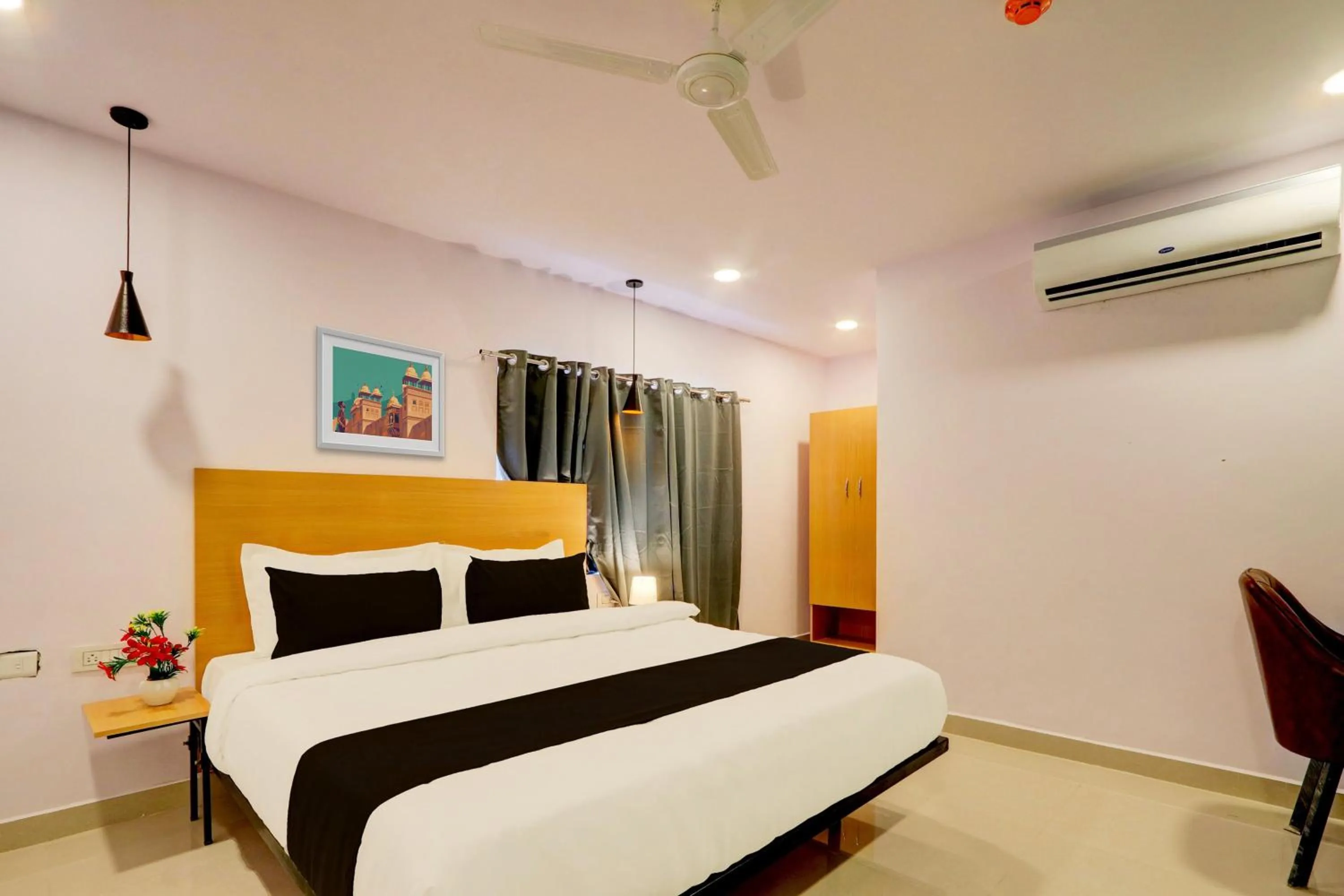 Bedroom, Bed in Super Townhouse RCC Marvel