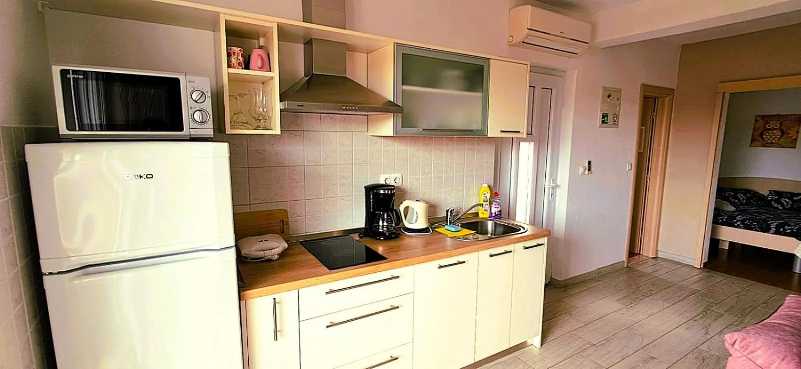 Coffee/tea facilities in Apartment Danijela