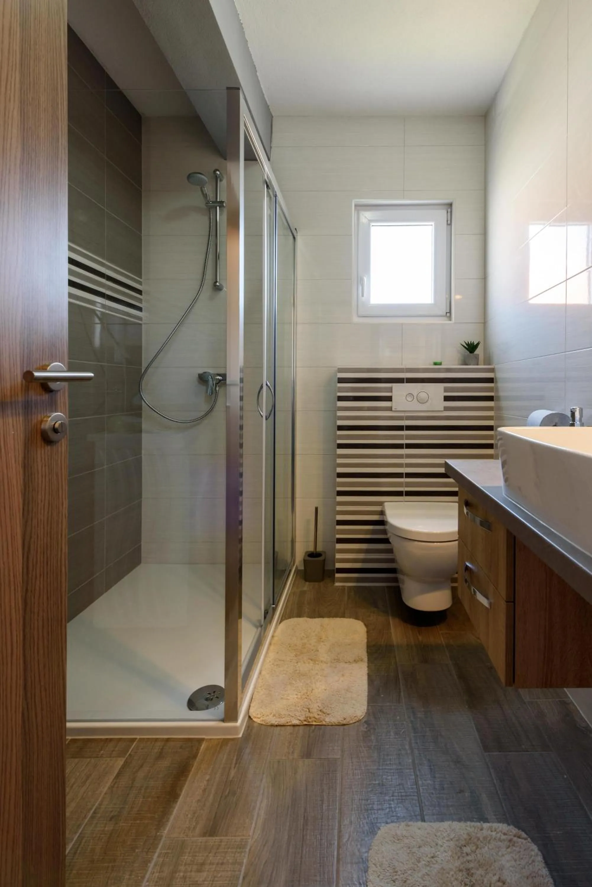 Shower in Apartment Danijela