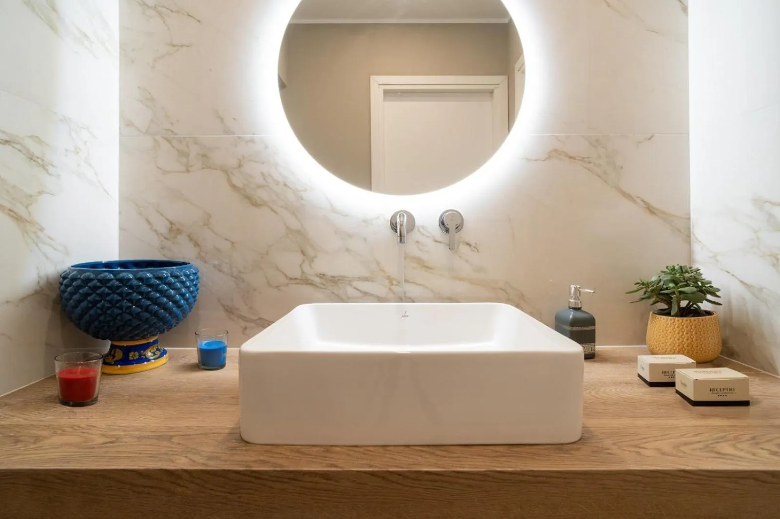 Bathroom in Archimedes suites